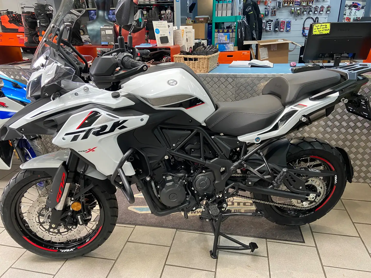 Benelli TRK 502 Blanc - 2