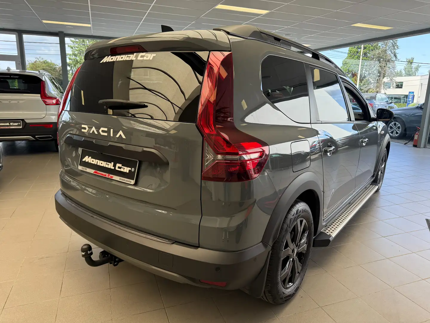 Dacia Jogger Jogger 1.0 TCe Extreme *1er prop*CarPlay*Garantie* Grijs - 2