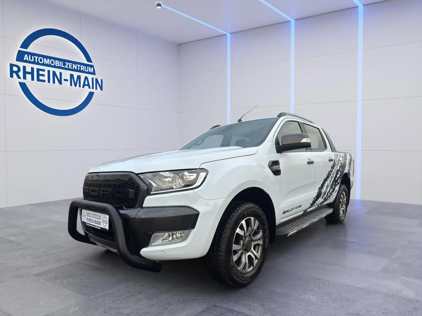 Ford Ranger 3.2 Wildtrak DoKa 4x4 TOP Zustand 3.5t AHK Weiß - 1