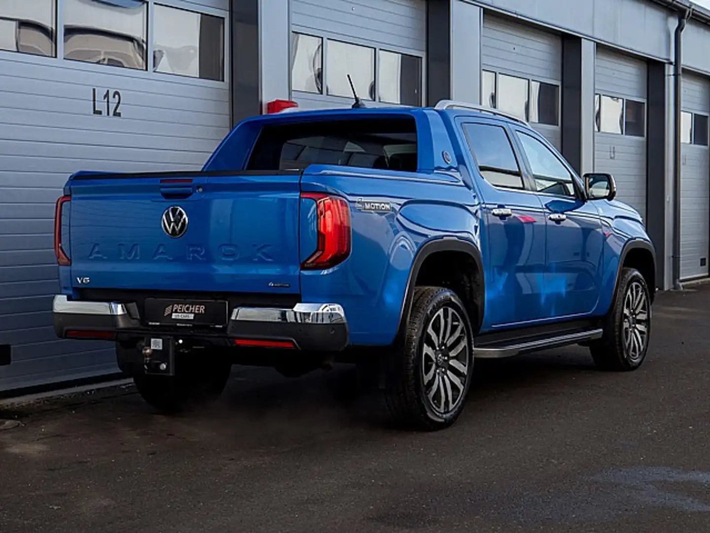Volkswagen Amarok Aventura DoubleCab 3,0 L TDI AT 4Motion + STAND... Blau - 2