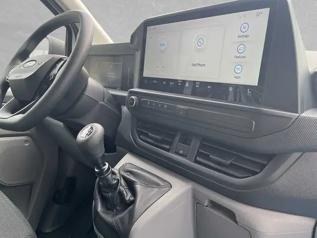 Ford Transit Custom view 4