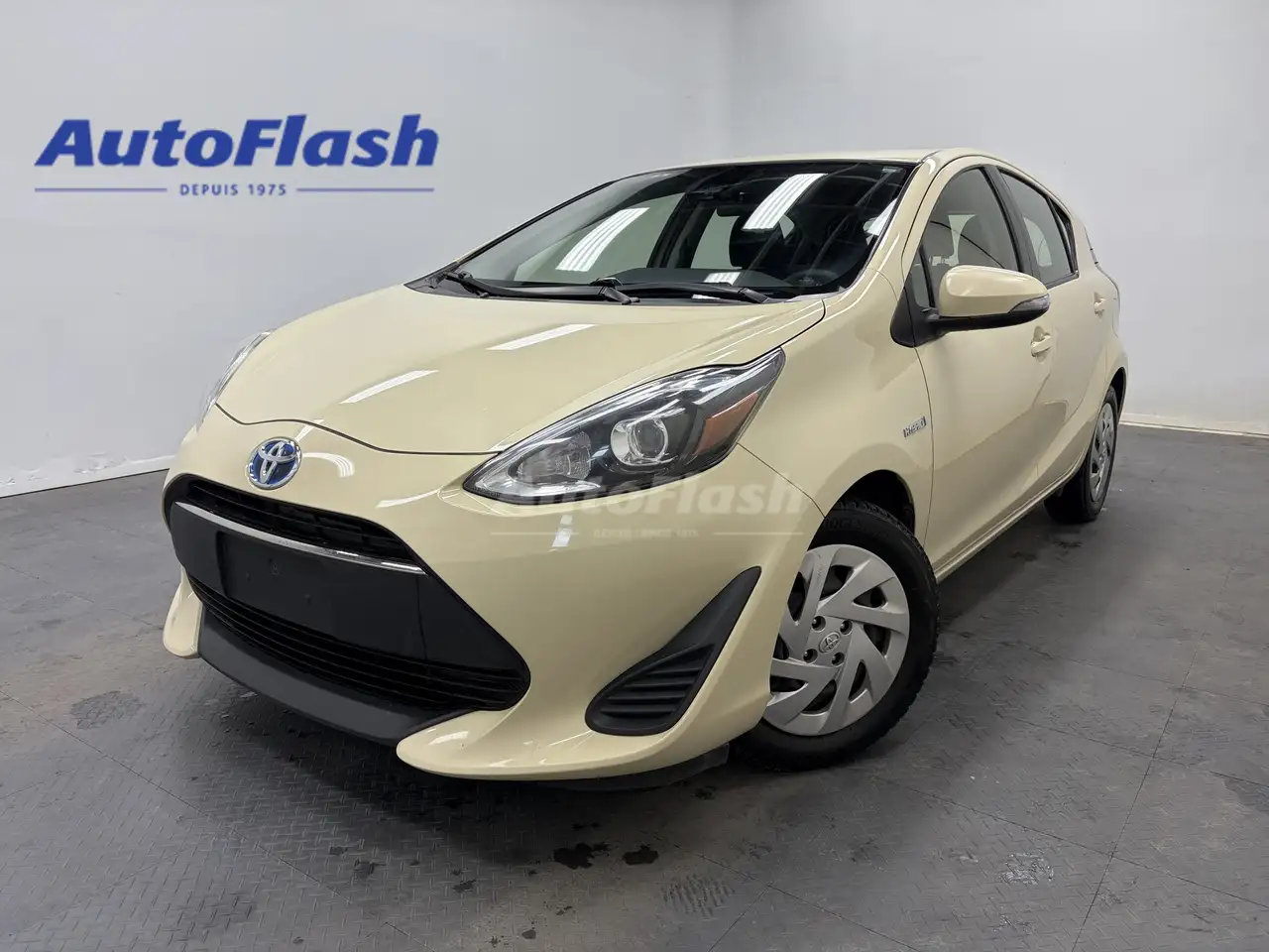 2019 Toyota Prius c