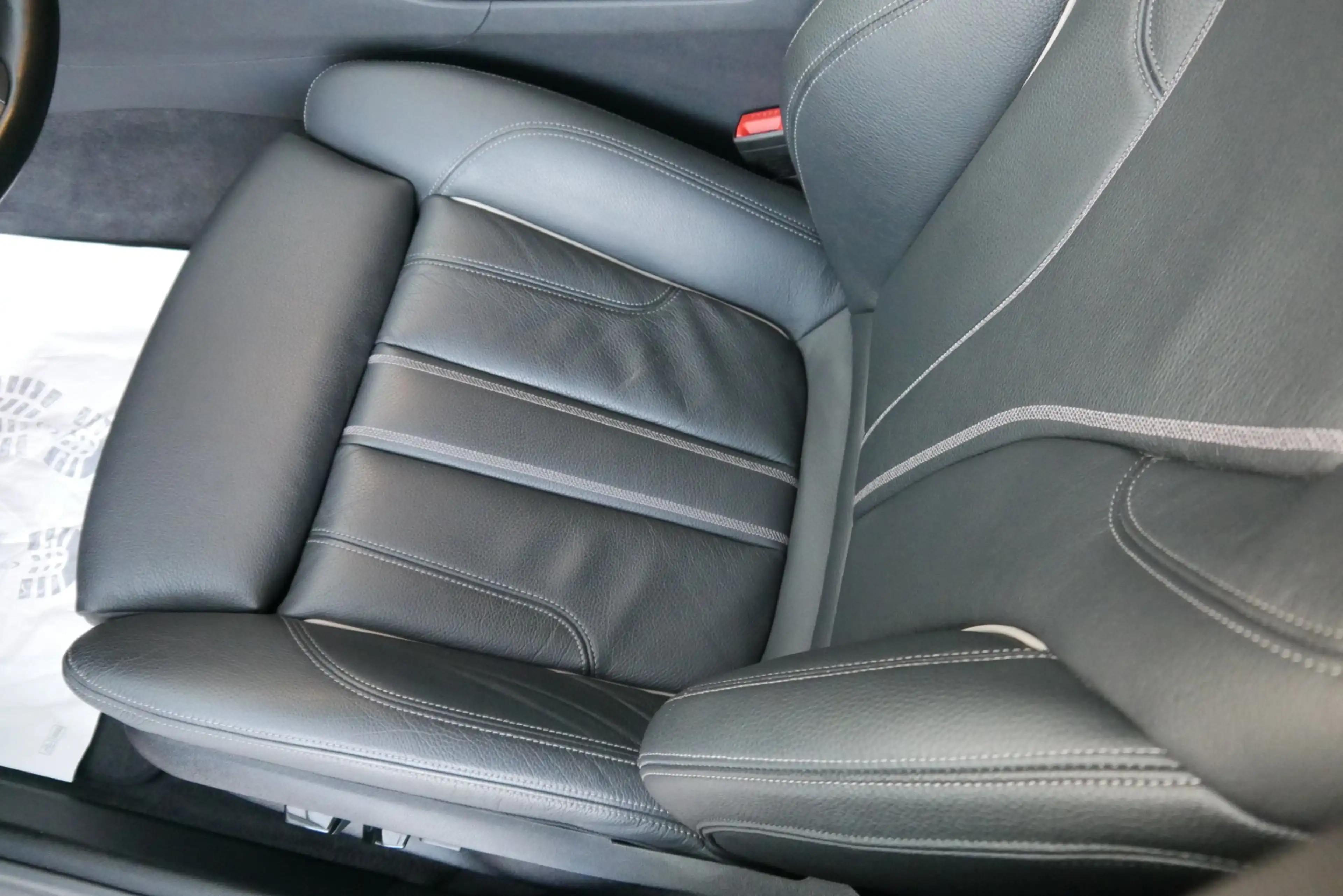 BMW 520 d xDrive *M-Paket/ACC/Adapt. LED/Lenkradhzg./Driving Assistant/HIFI/Komfortzugang* — photo 11