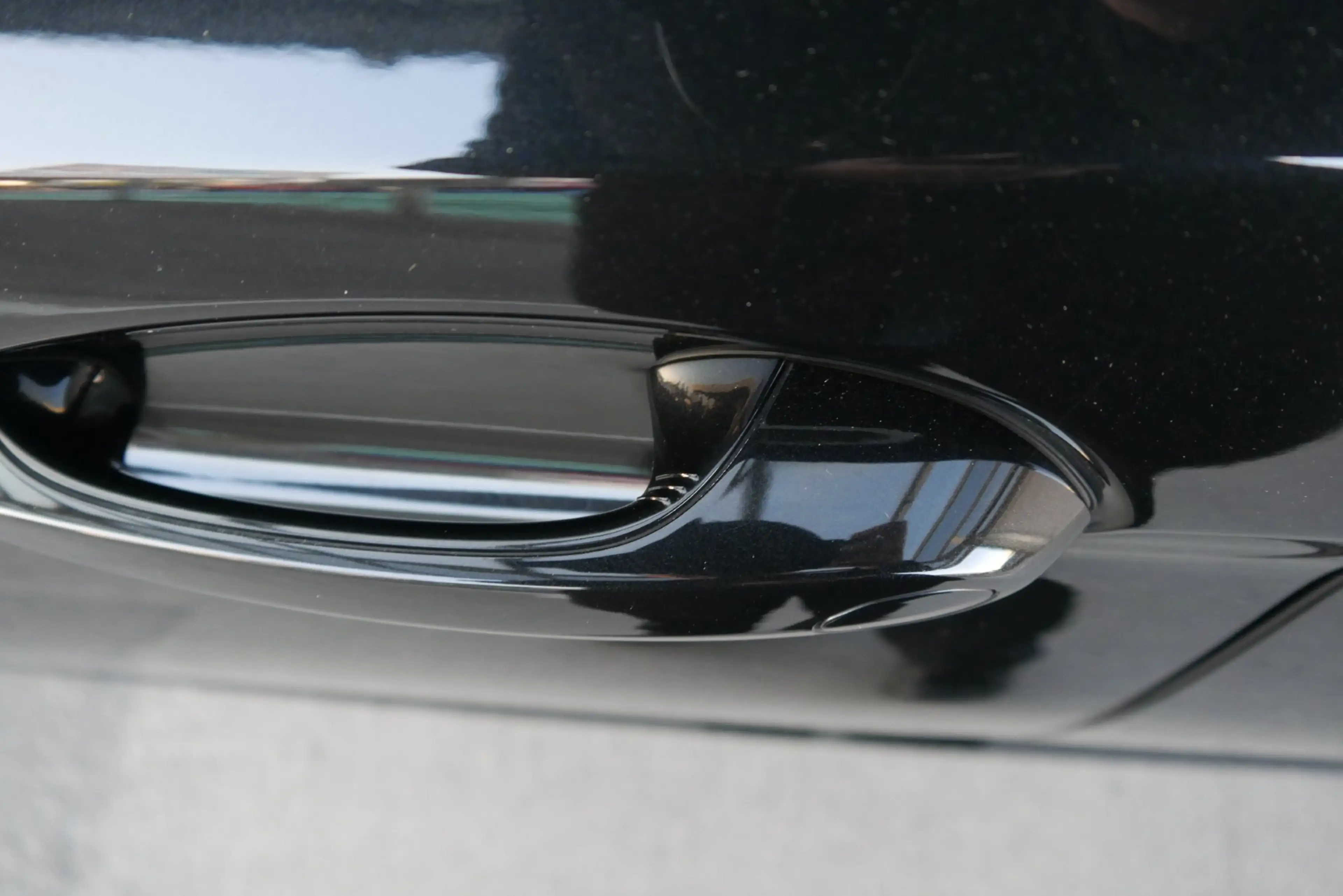 BMW 520 d xDrive *M-Paket/ACC/Adapt. LED/Lenkradhzg./Driving Assistant/HIFI/Komfortzugang* — photo 7