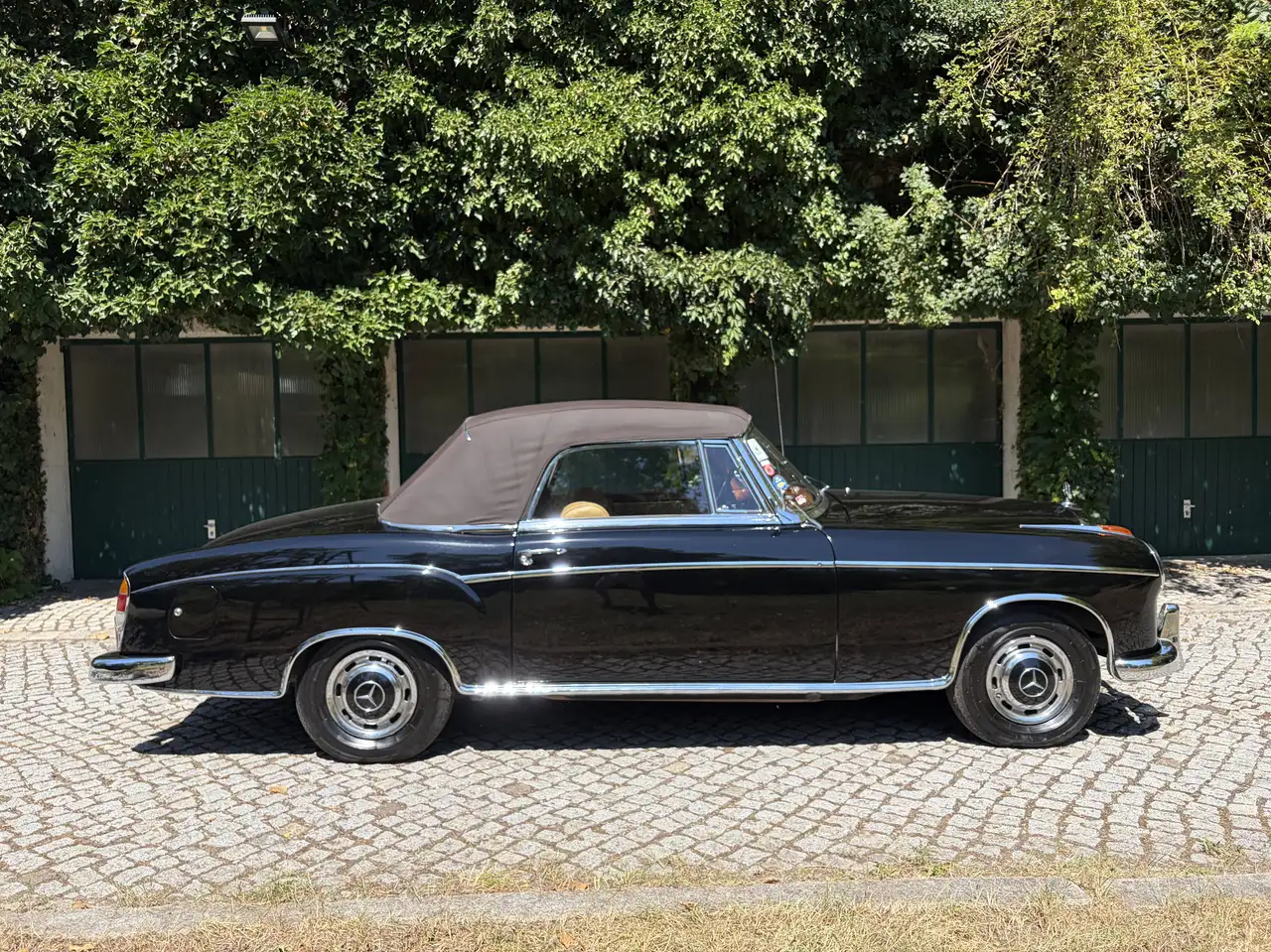 Mercedes-Benz 220 Pontoncabriolet, foto 4