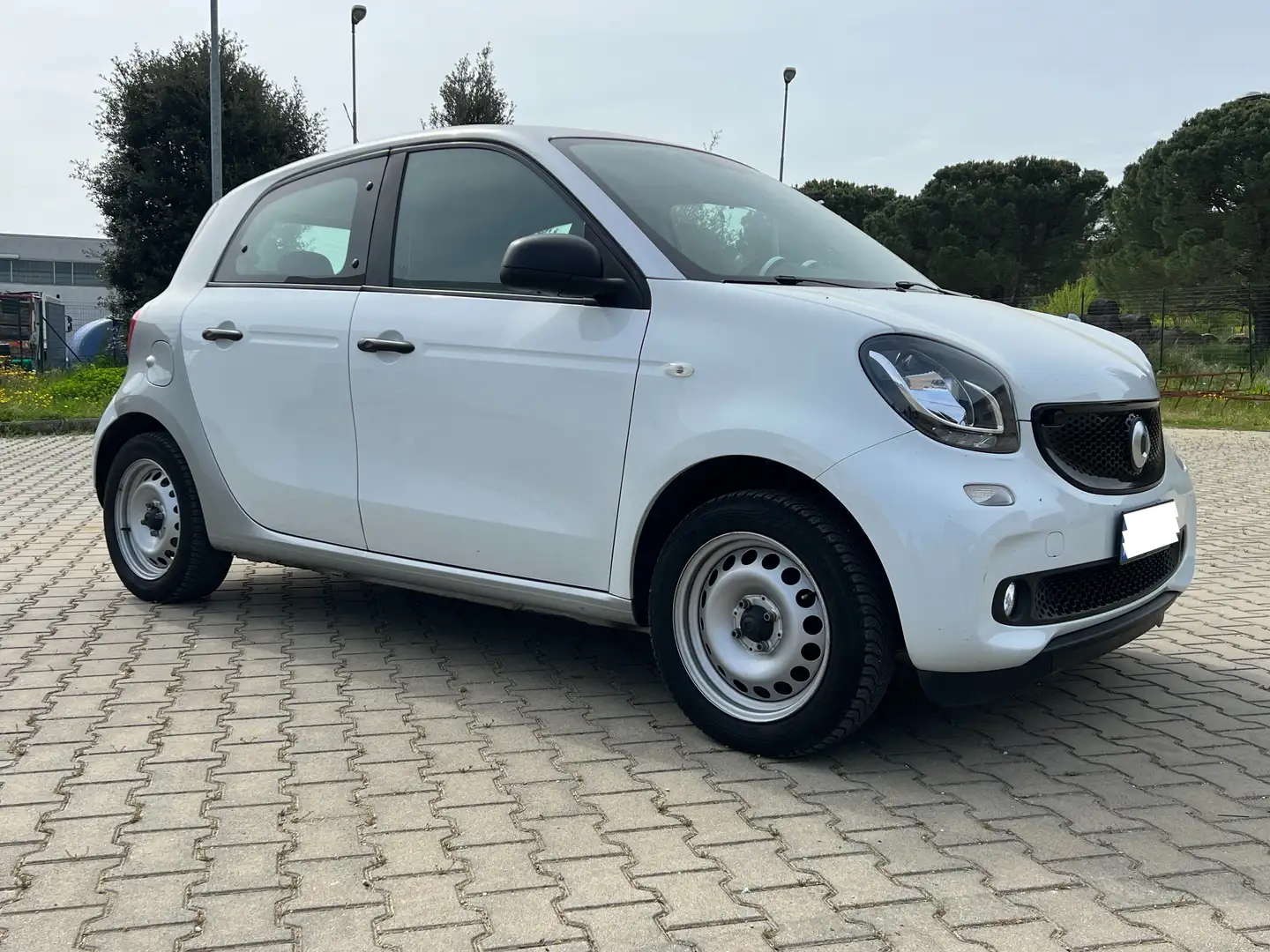 smart forFour Forfour II 1.0 Youngster 71cv twinamic Bianco - 2