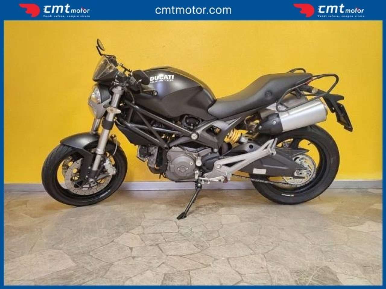Ducati Monster 696 Garantita e Finanziabile