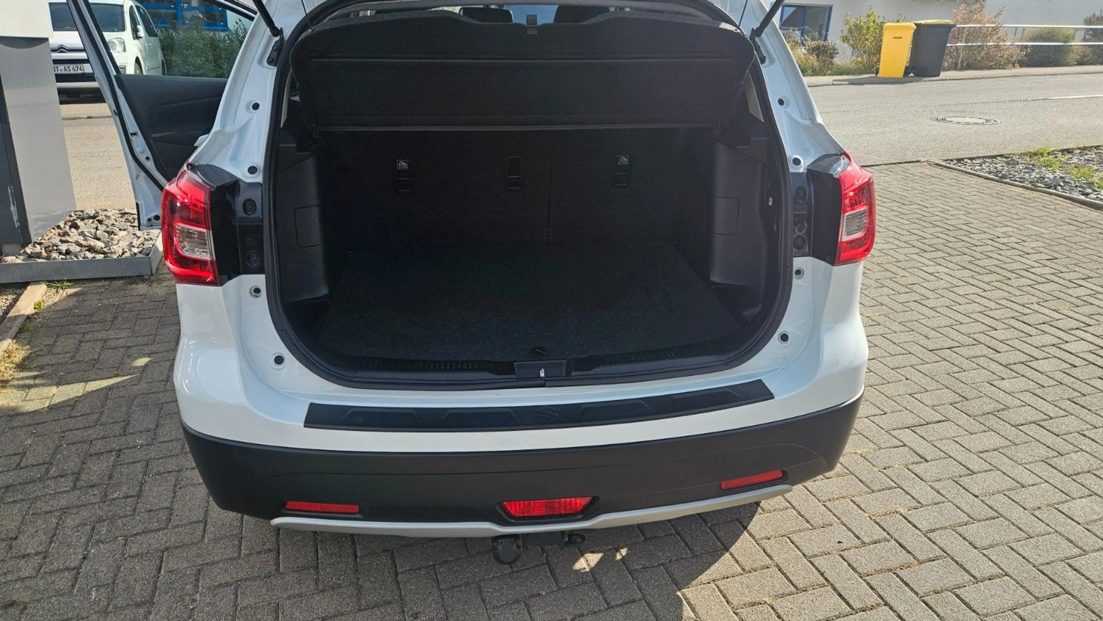 Suzuki SX4 S-Cross Comfort 4x4 — photo 6