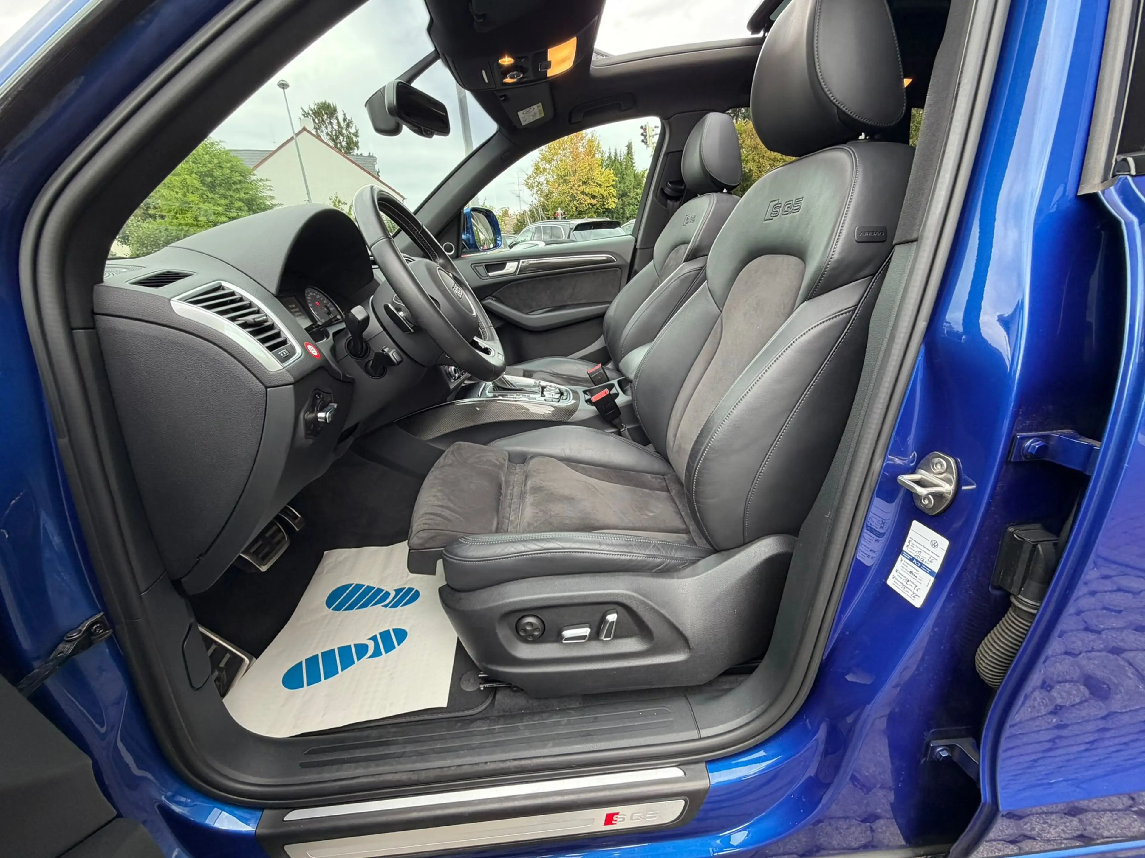 Audi SQ5 3.0 TDI Competition Quattro Pano B&O ACC Kamera Si — photo 6