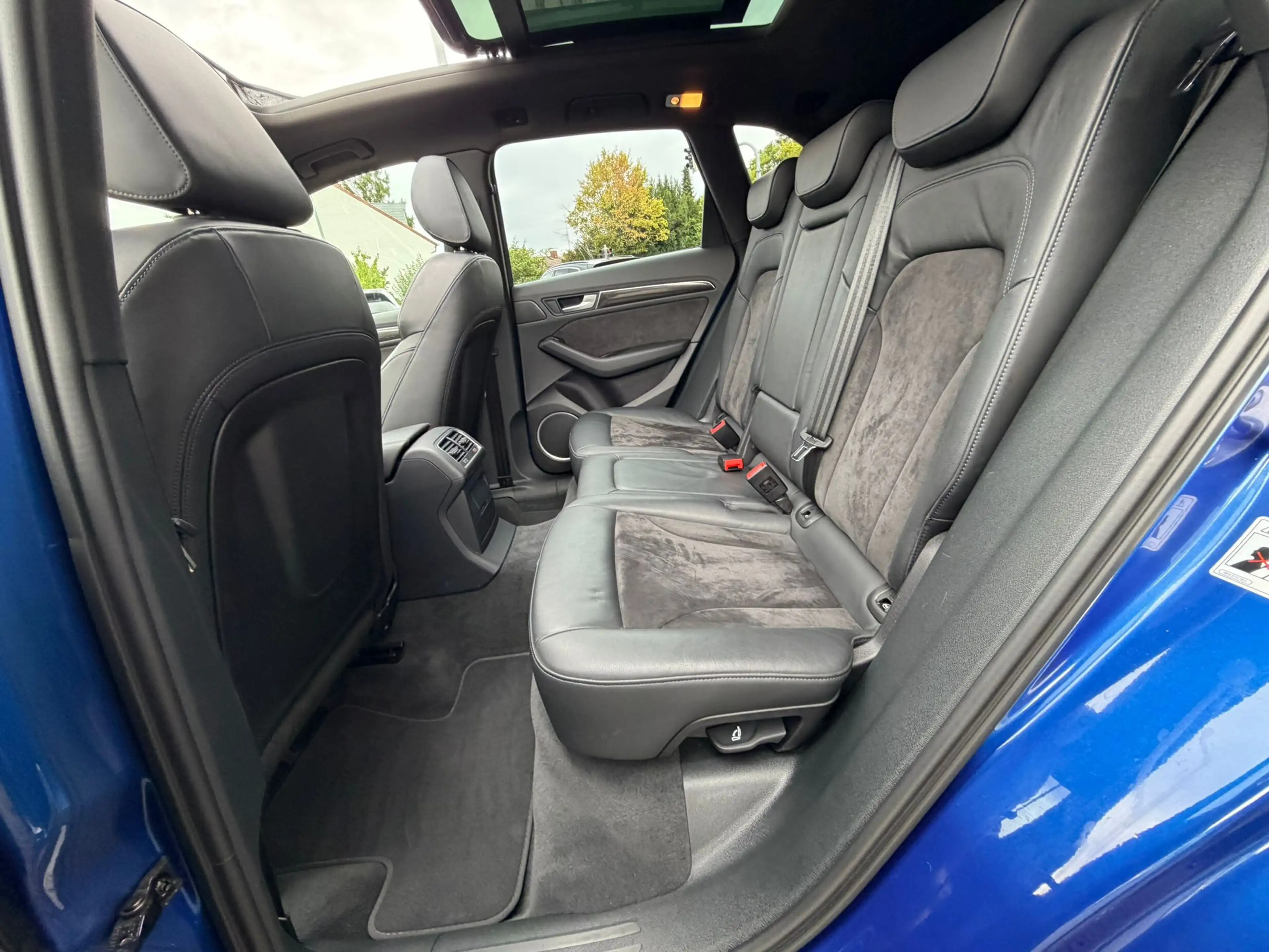 Audi SQ5 3.0 TDI Competition Quattro Pano B&O ACC Kamera Si — photo 7