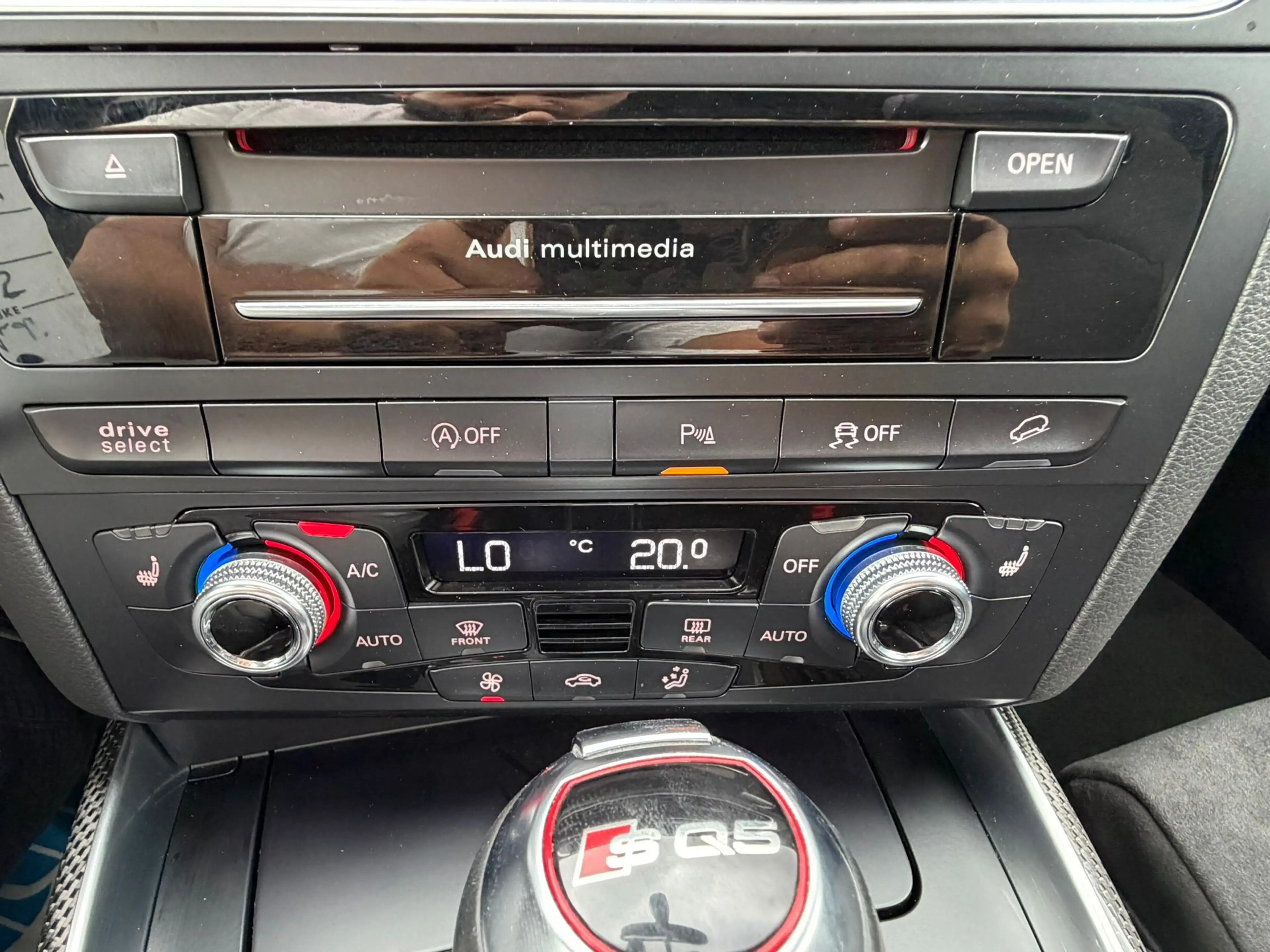 Audi SQ5 3.0 TDI Competition Quattro Pano B&O ACC Kamera Si — photo 14