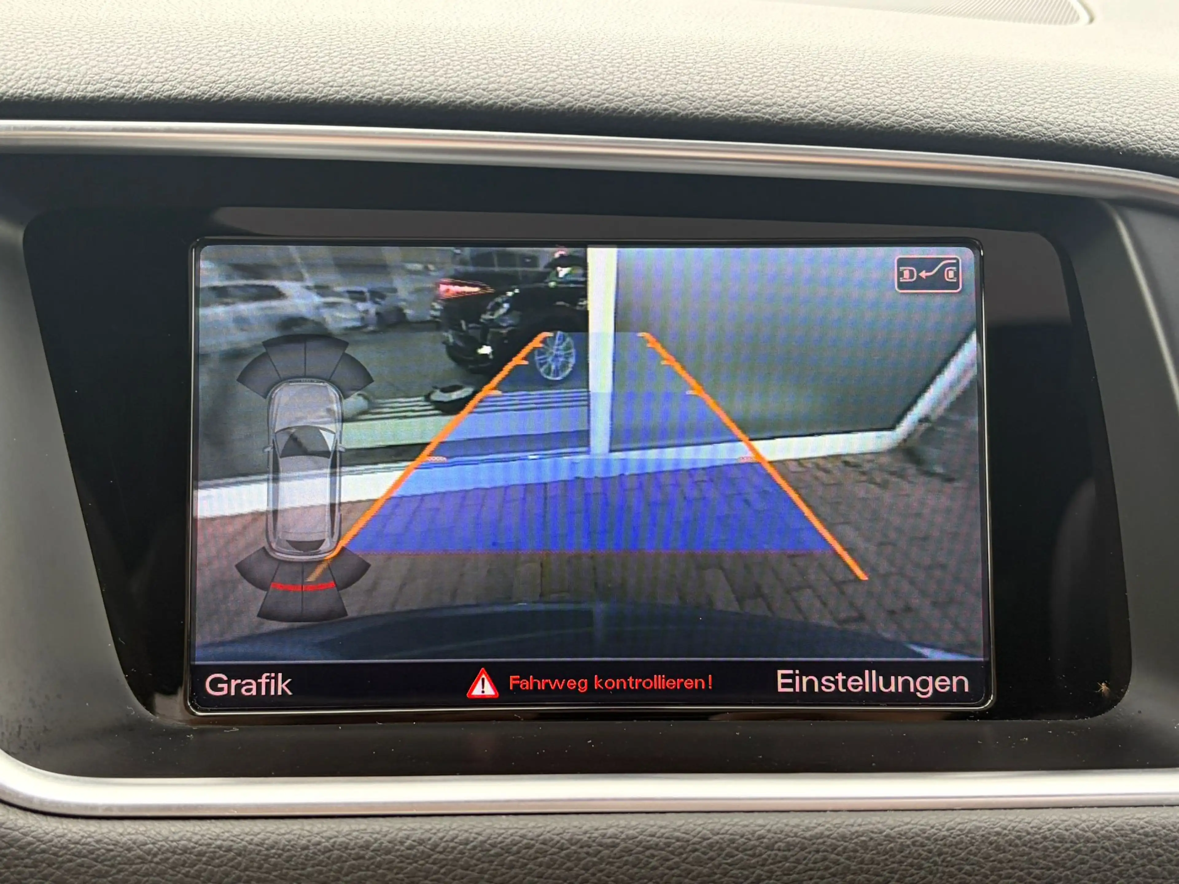 Audi SQ5 3.0 TDI Competition Quattro Pano B&O ACC Kamera Si — photo 15