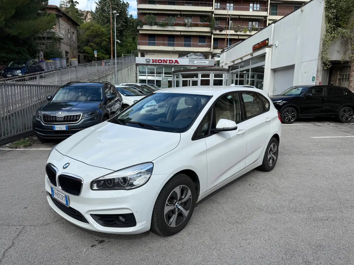 BMW 218 Serie 2 F45 218d Active Tourer Advantage Blanc - 1