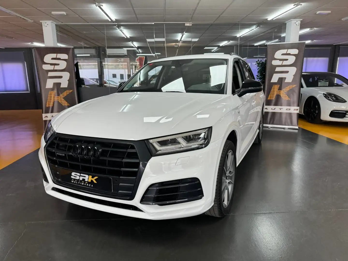 Audi Q5 2.0TDI S line quattro-ultra S tronic 140kW Blanco - 1