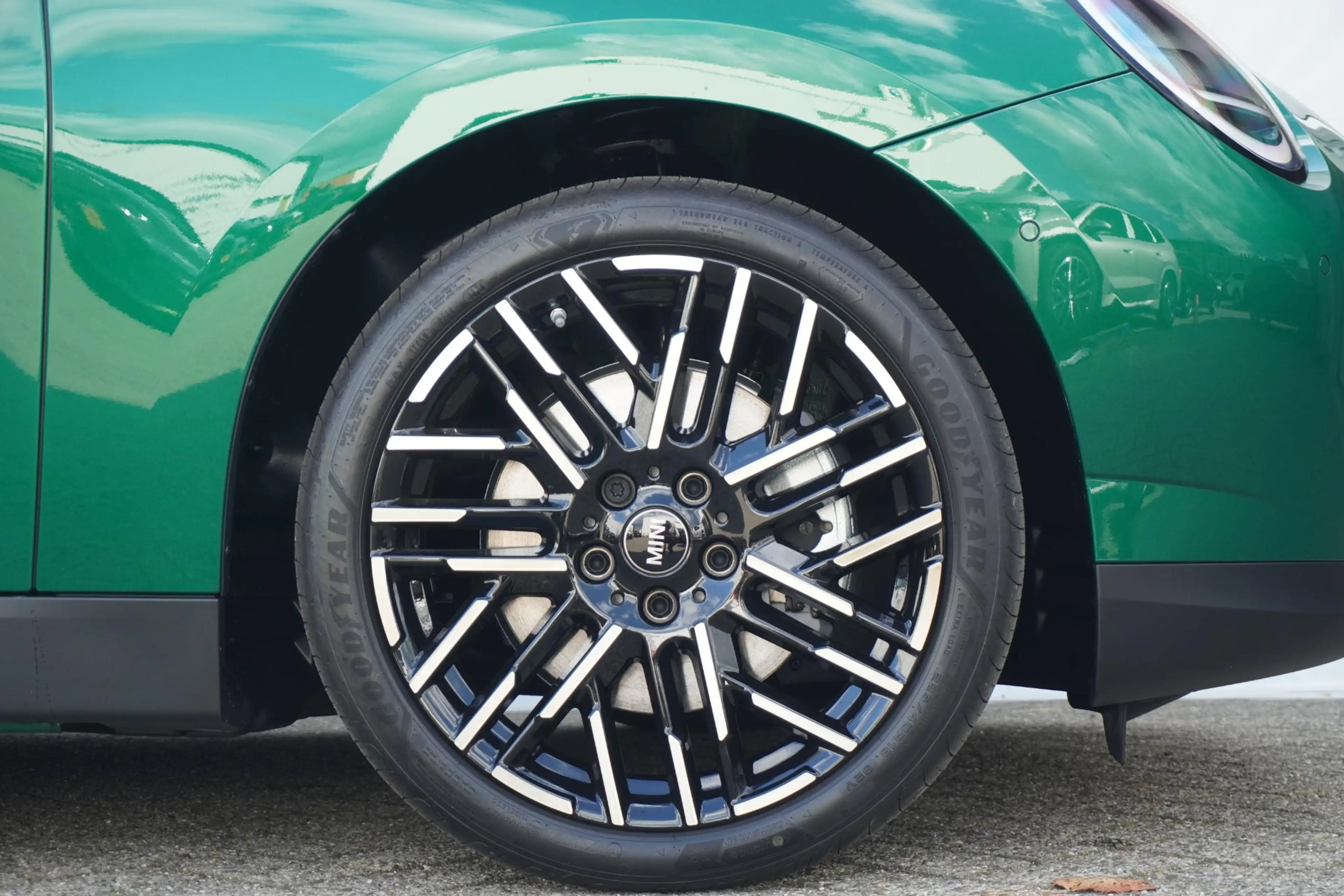 MINI Cooper E 3-Deurs | Favoured Trim | Pakket L | Harman Kardon — photo 6