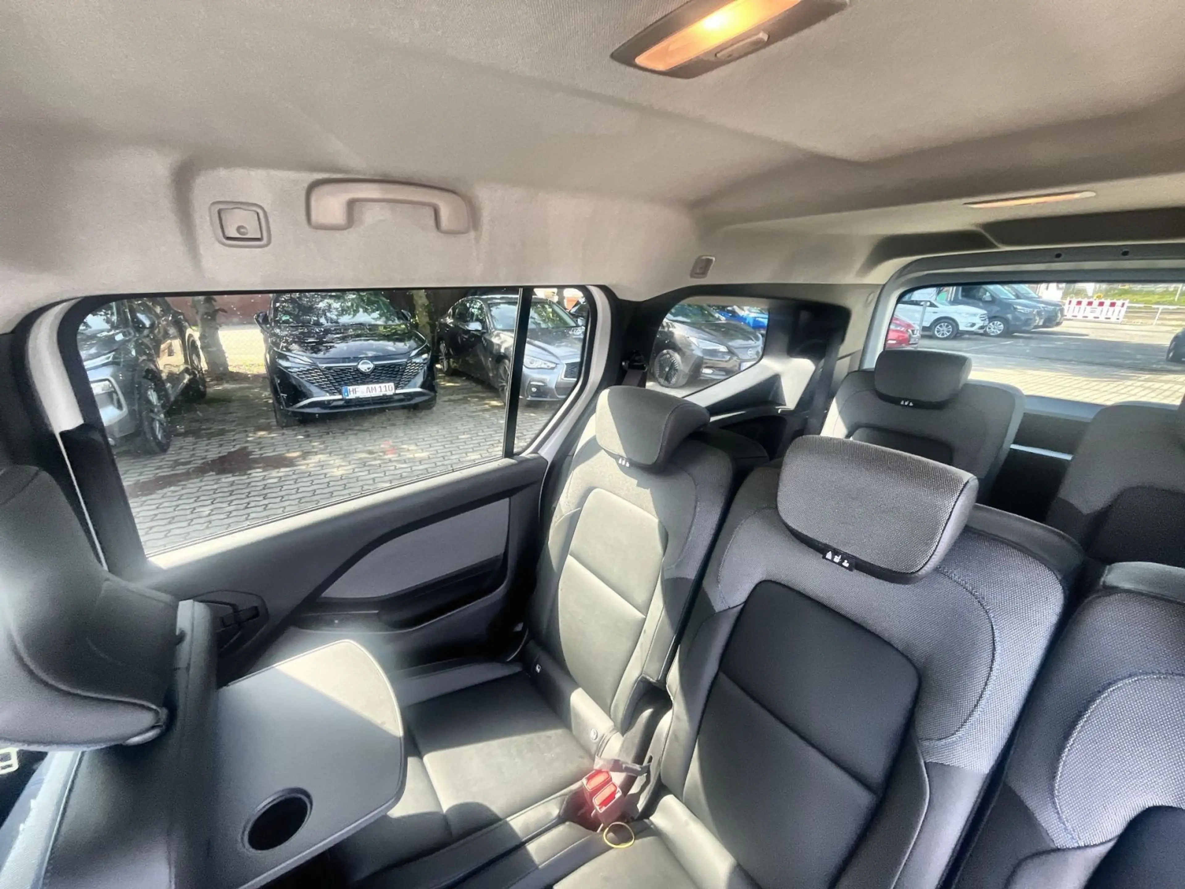 Nissan Townstar DIG-T AUT L2 Tekna,7-Sitzer,PDC,Kamera — photo 12