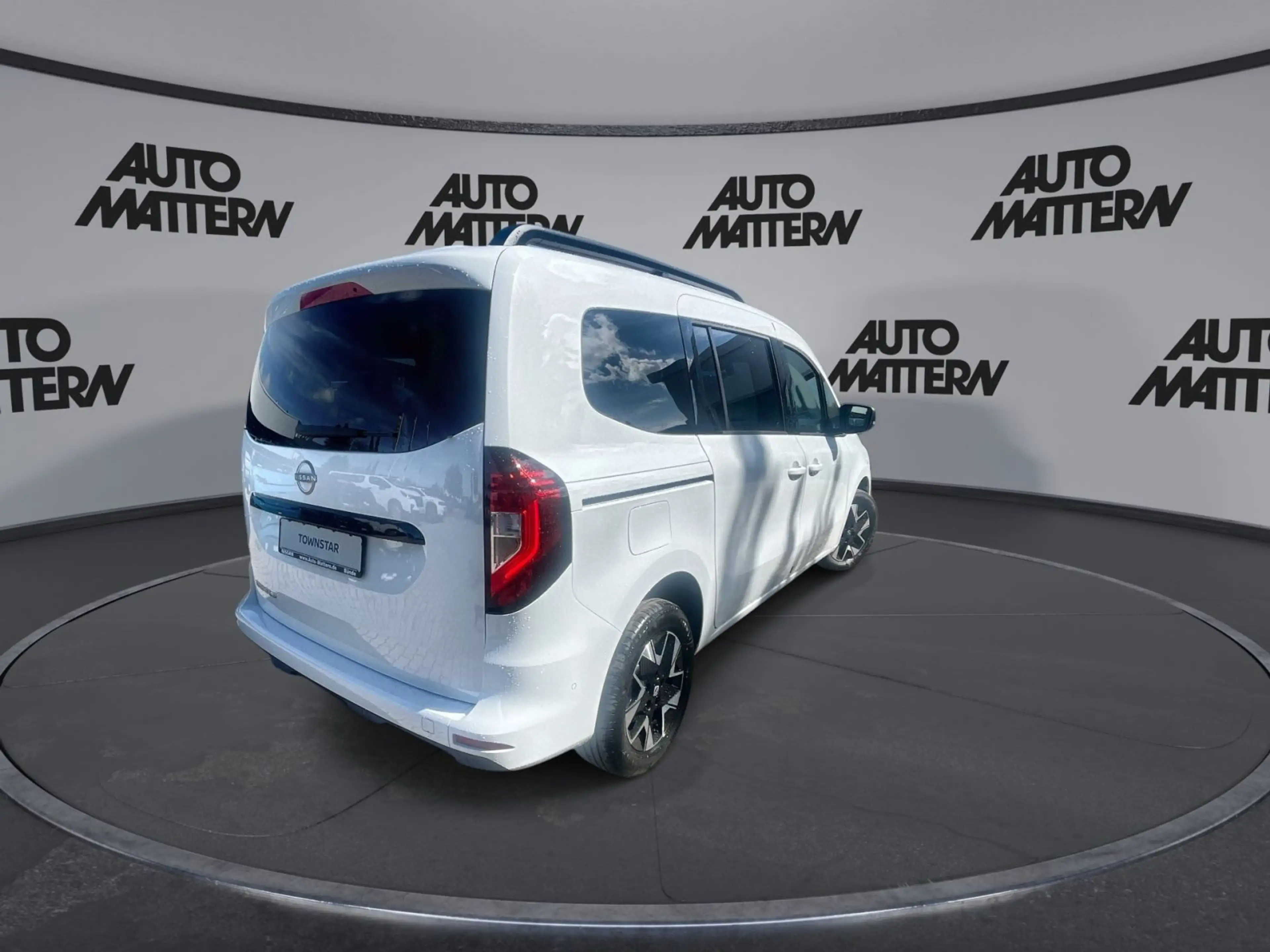 Nissan Townstar DIG-T AUT L2 Tekna,7-Sitzer,PDC,Kamera — photo 8