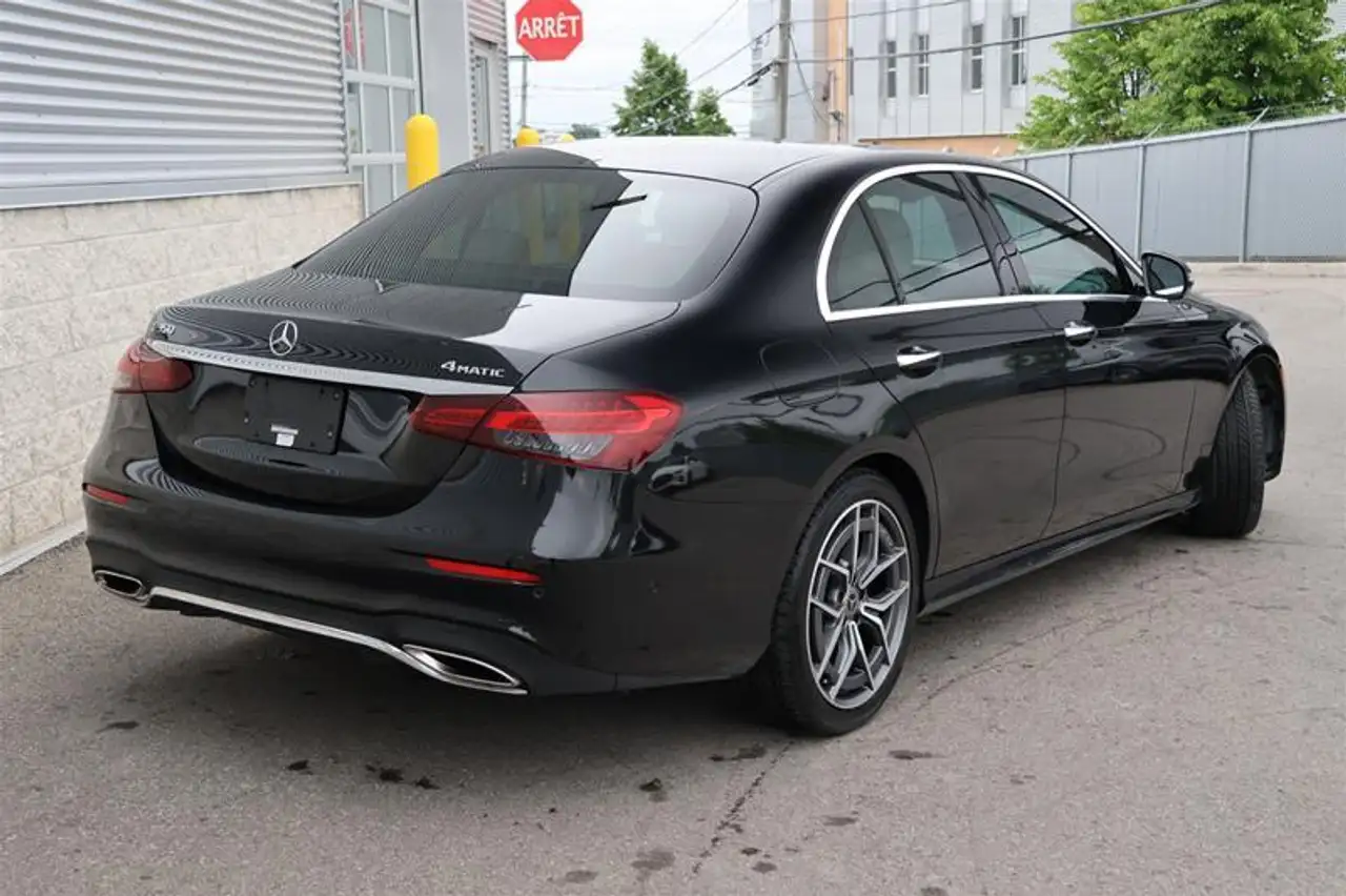Mercedes-Benz E-Class снимка Mercedes-Benz E-Class