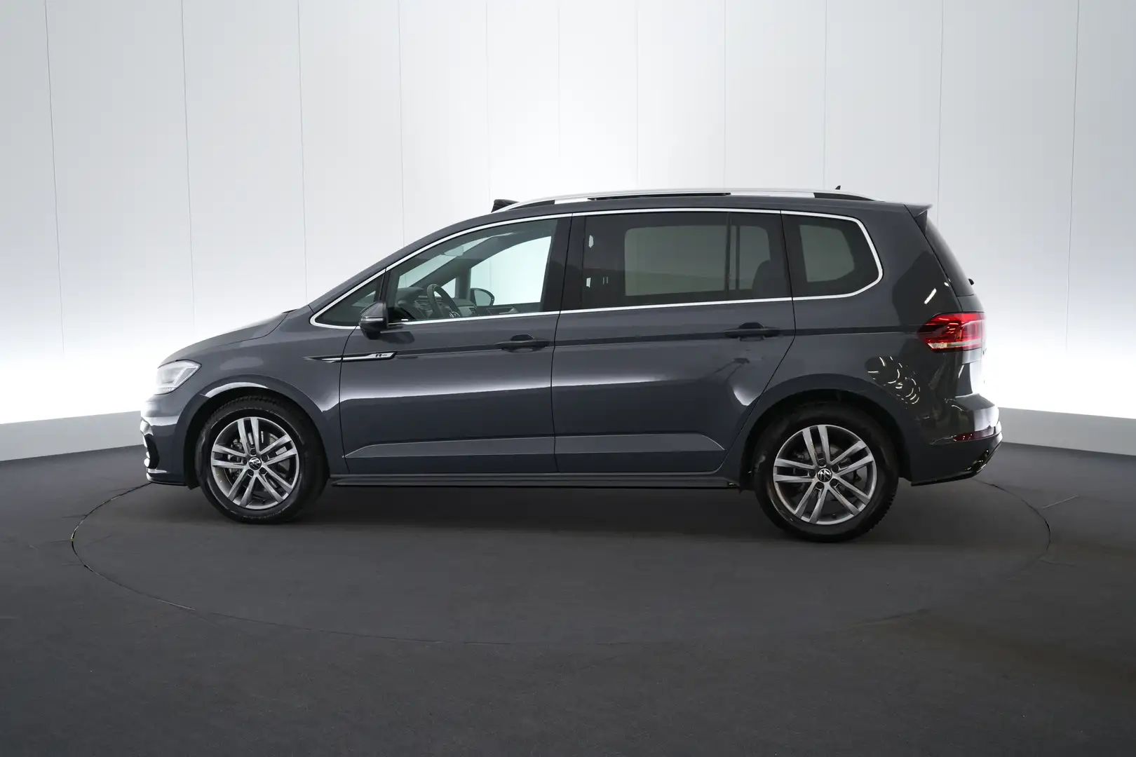 Volkswagen Touran 2.0 TDi SCR Highline DSG R-Line Business+ ALCANTAR Gris - 2