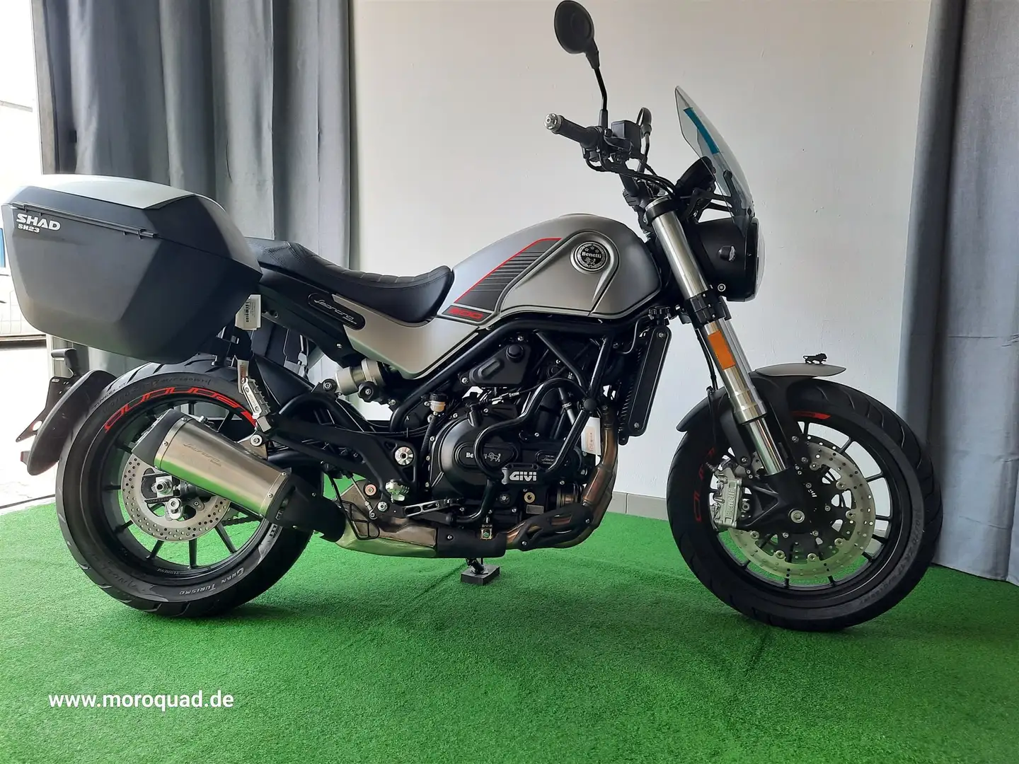 Benelli Leoncino mit Touring Paket Tageszulassung mit 2 Jahre Gewäh Gris - 2