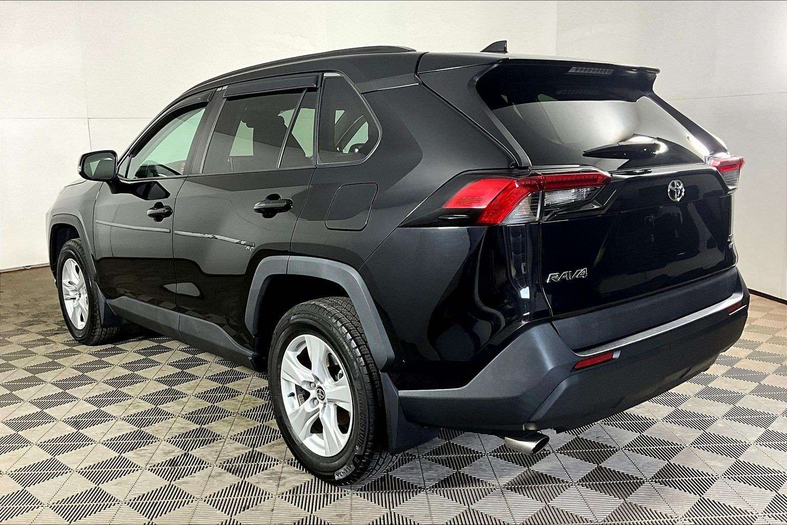 used 2021 Toyota RAV4 car, priced at $29,998