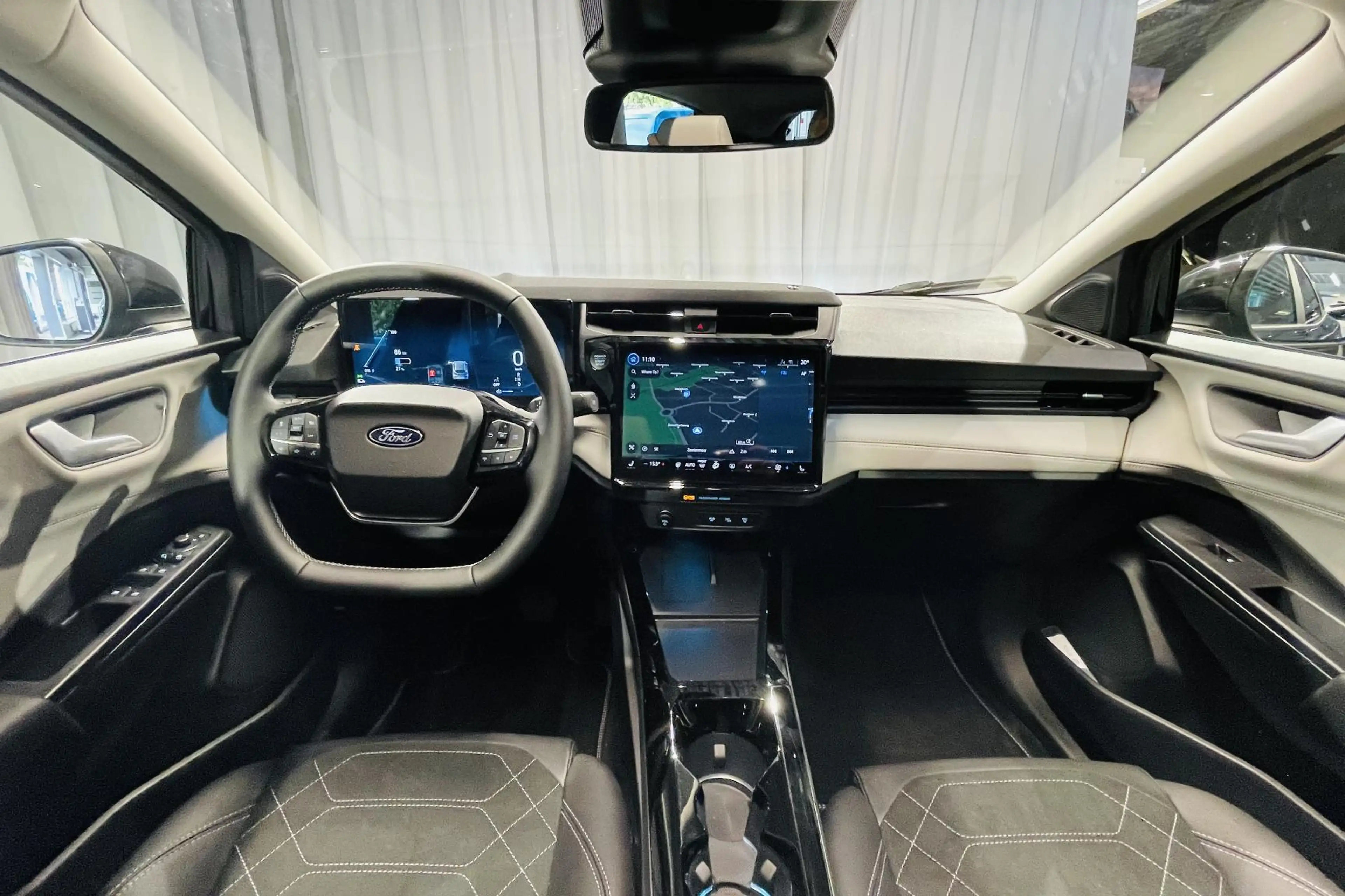 Ford Puma Gen-E Premium 46.8 kWh Panoramadak | Nieuw te Bestellen! — photo 4