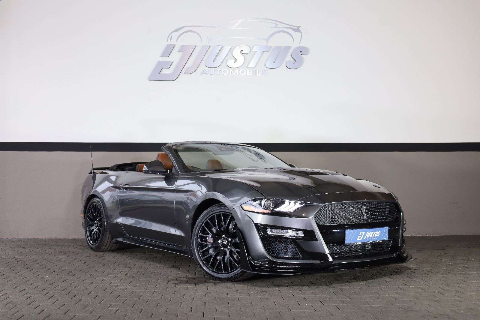 Second hand Ford Mustang 