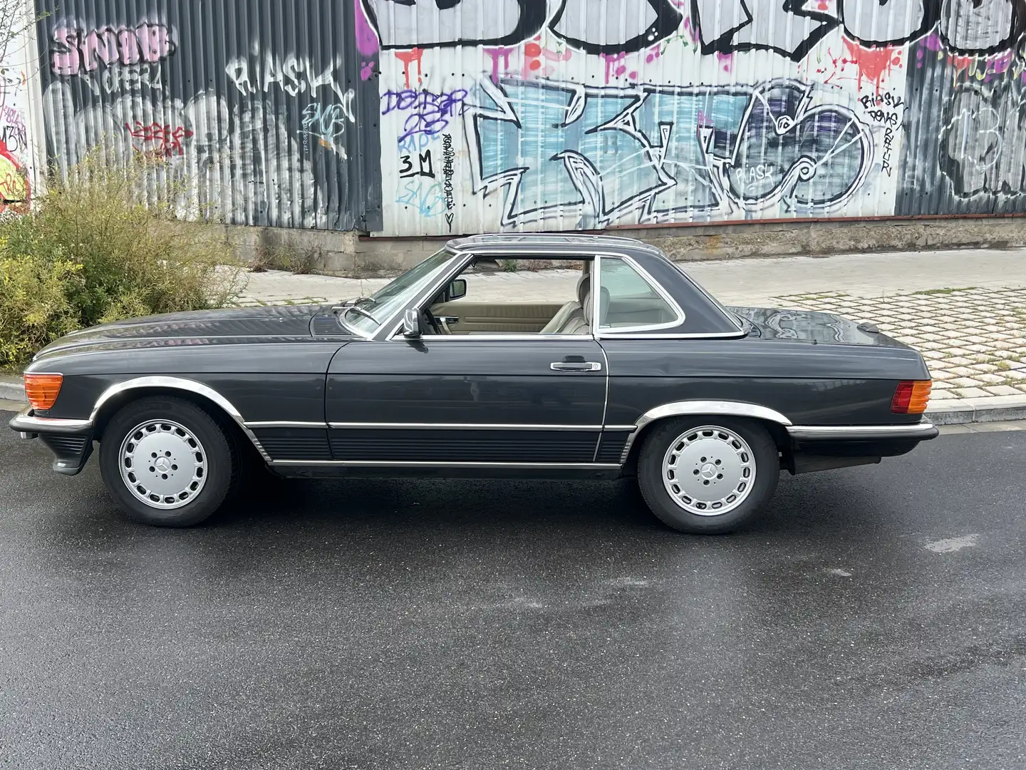 Mercedes-Benz SL 560 Étudie toute offre raisonnable - 2