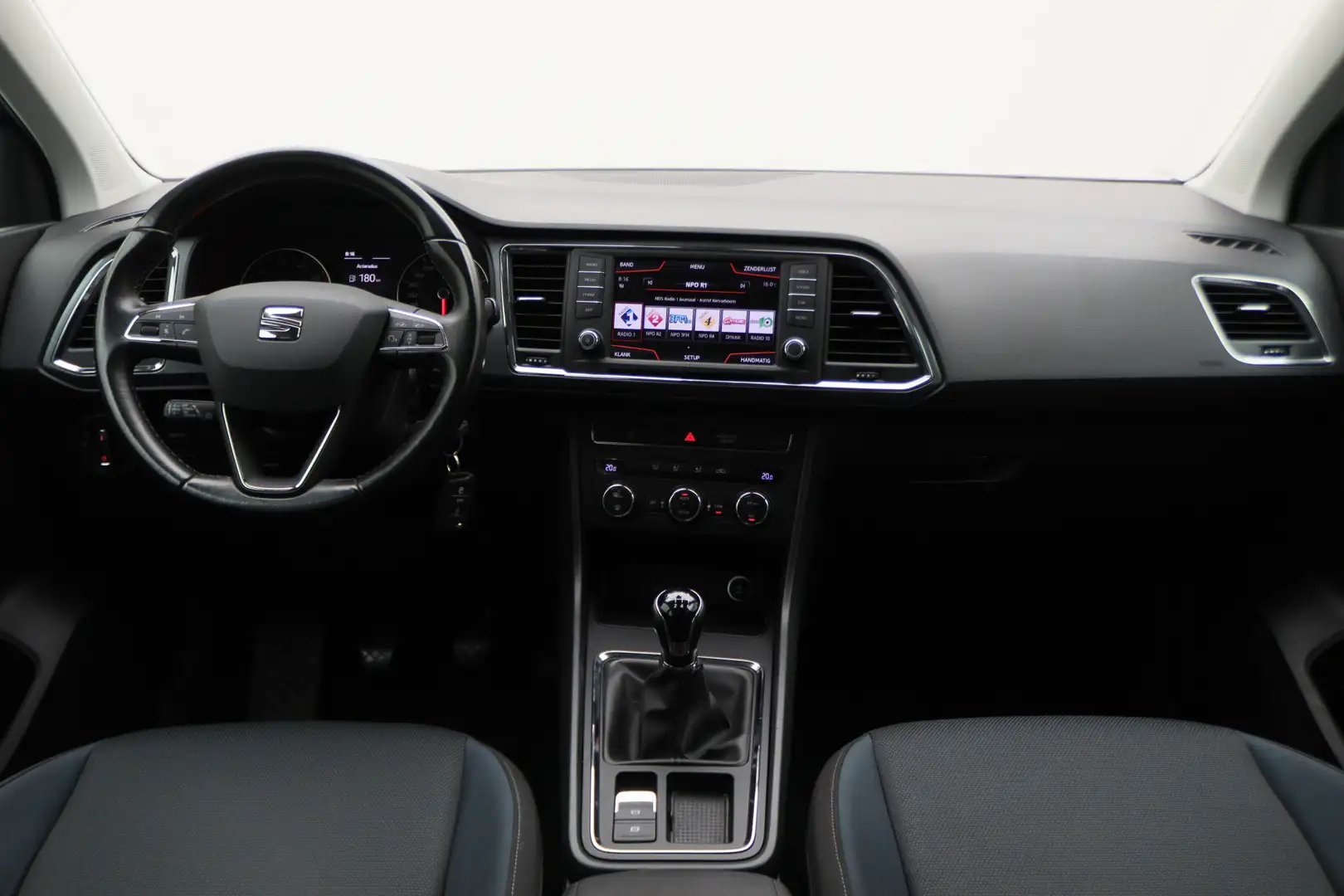 SEAT Ateca 1.0 EcoTSI Style Apple Carplay, Climate, Lane Assi Grau - 2