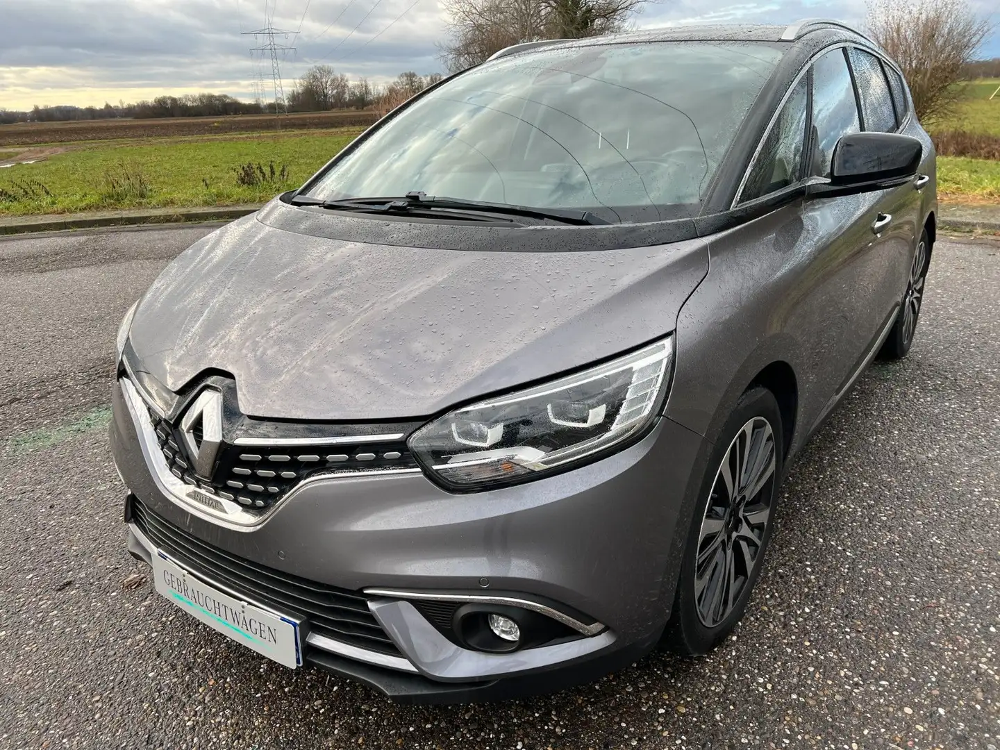 Renault Grand Scenic *INITIALE PARIS*LEDER*KAMERA*BOSE* Černá - 2