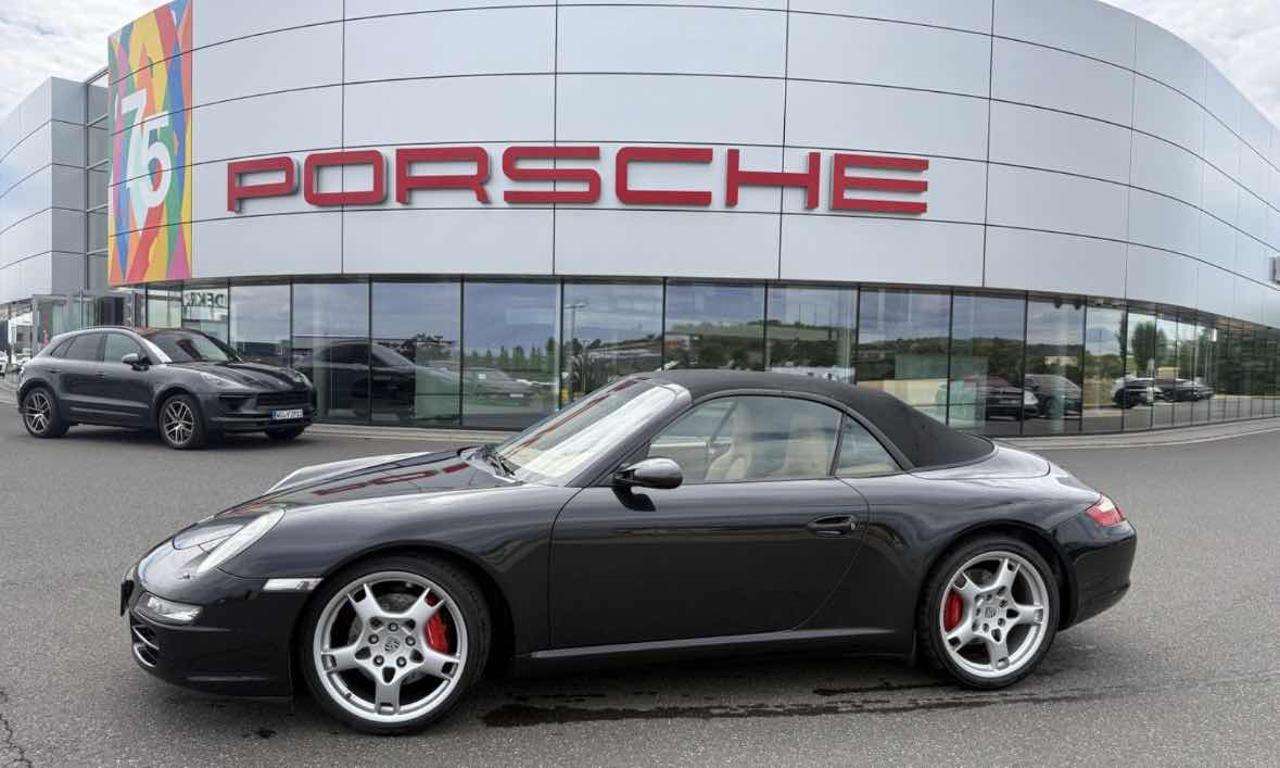 Porsche 911 Carrera S Cabriolet