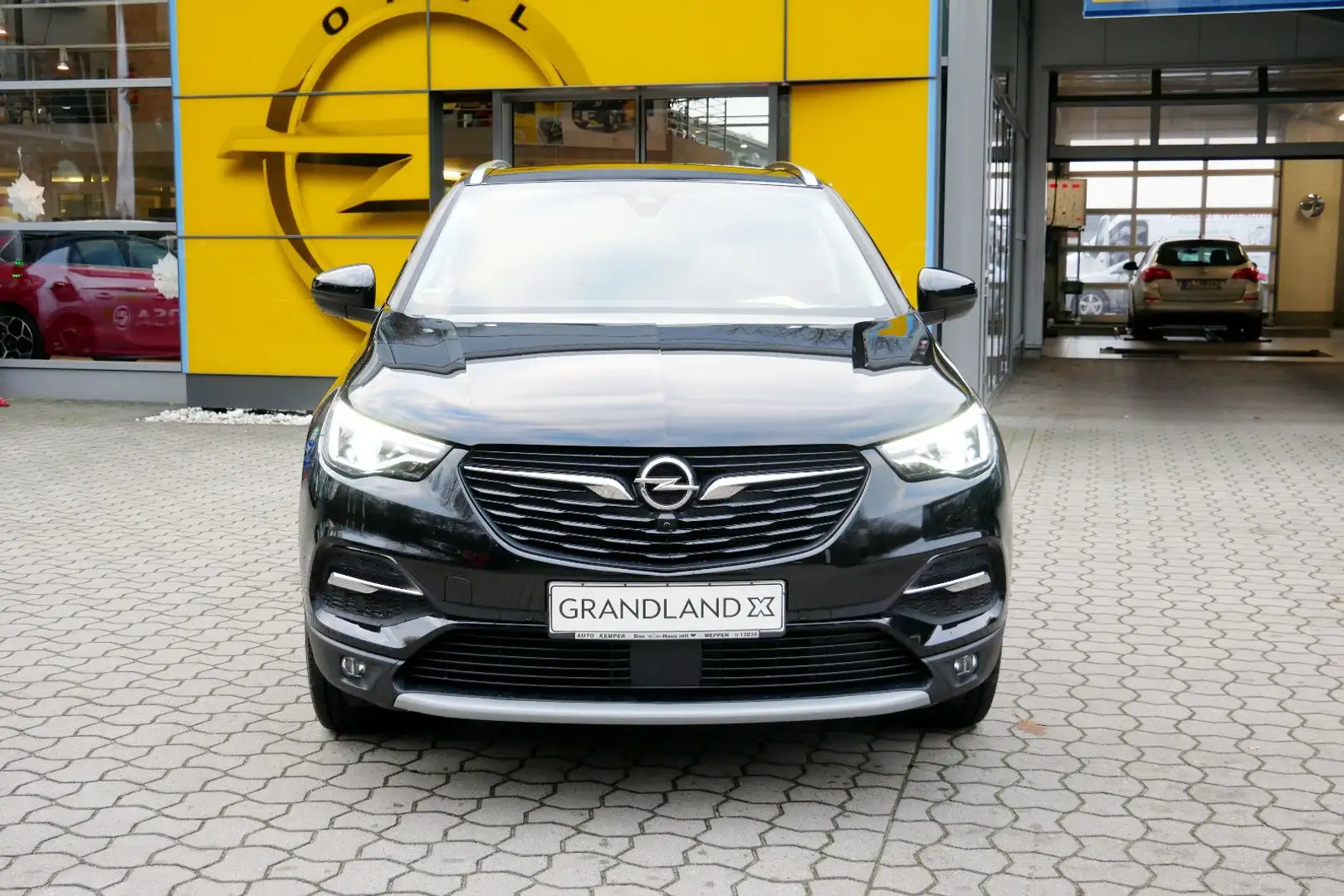 Opel Grandland X Grandland 1.6 Hybrid 4x4 Ultimate Autom. *AHK* Noir - 2