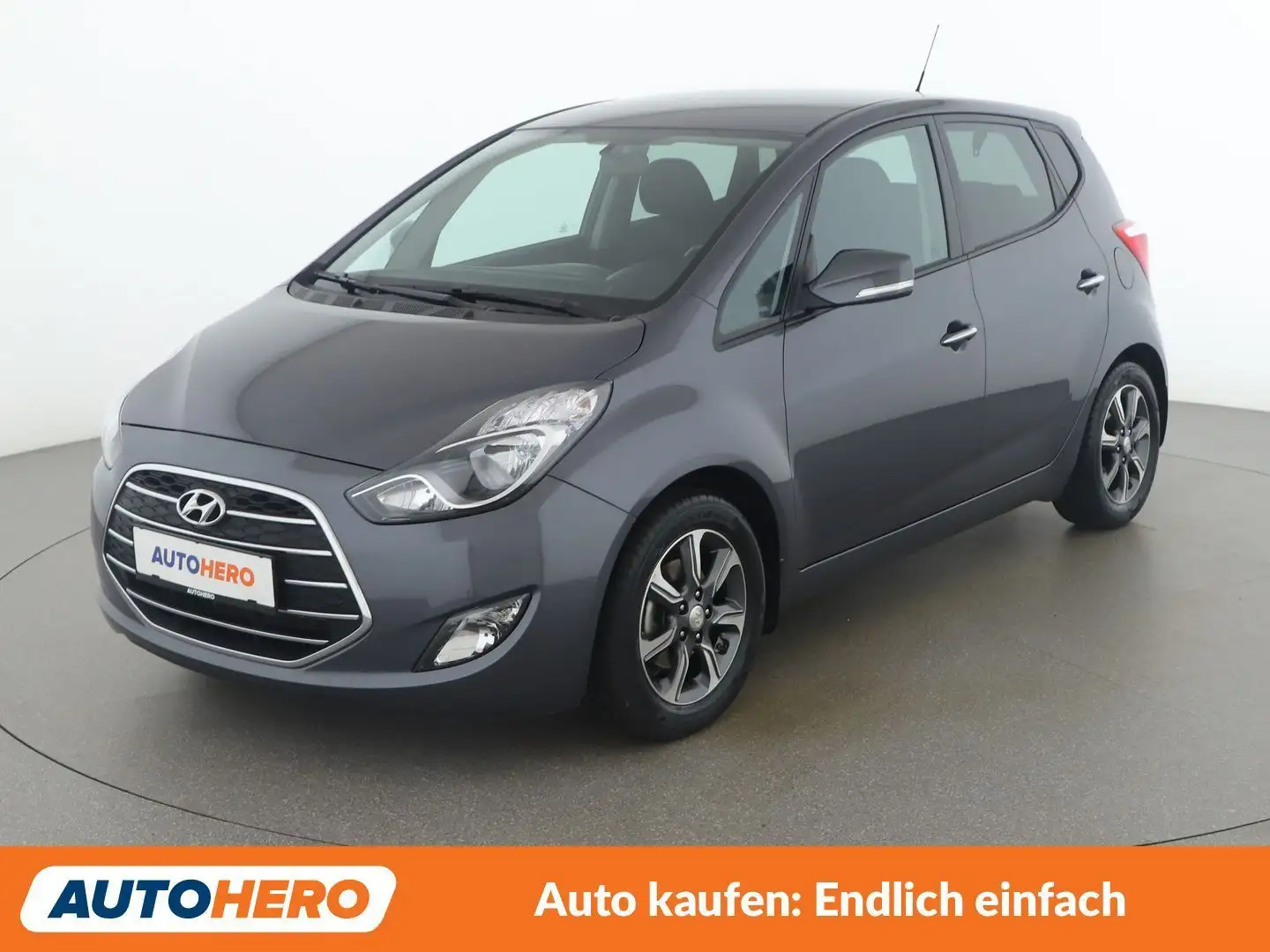 Hyundai iX20 1.4 Edition 25 Grau - 1