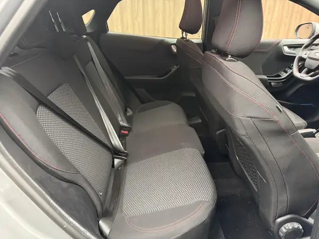 Ford Puma view 19