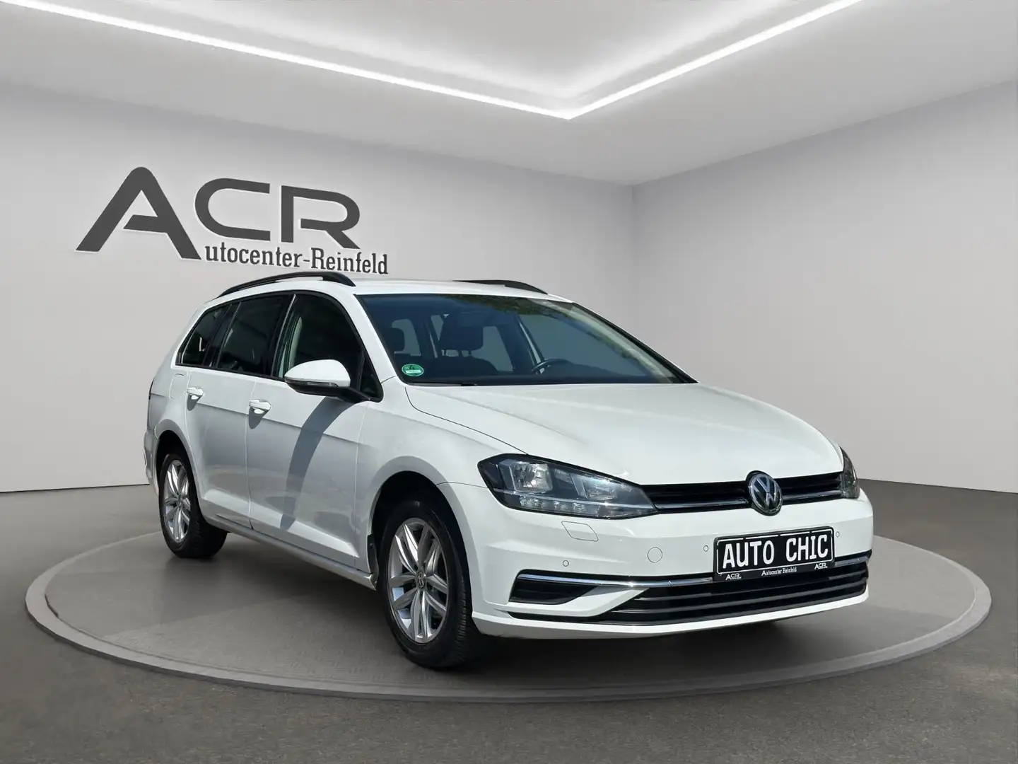 Volkswagen Golf VII Var Comfortline Start-Stopp/SHZ/KLIMA Blanc - 1