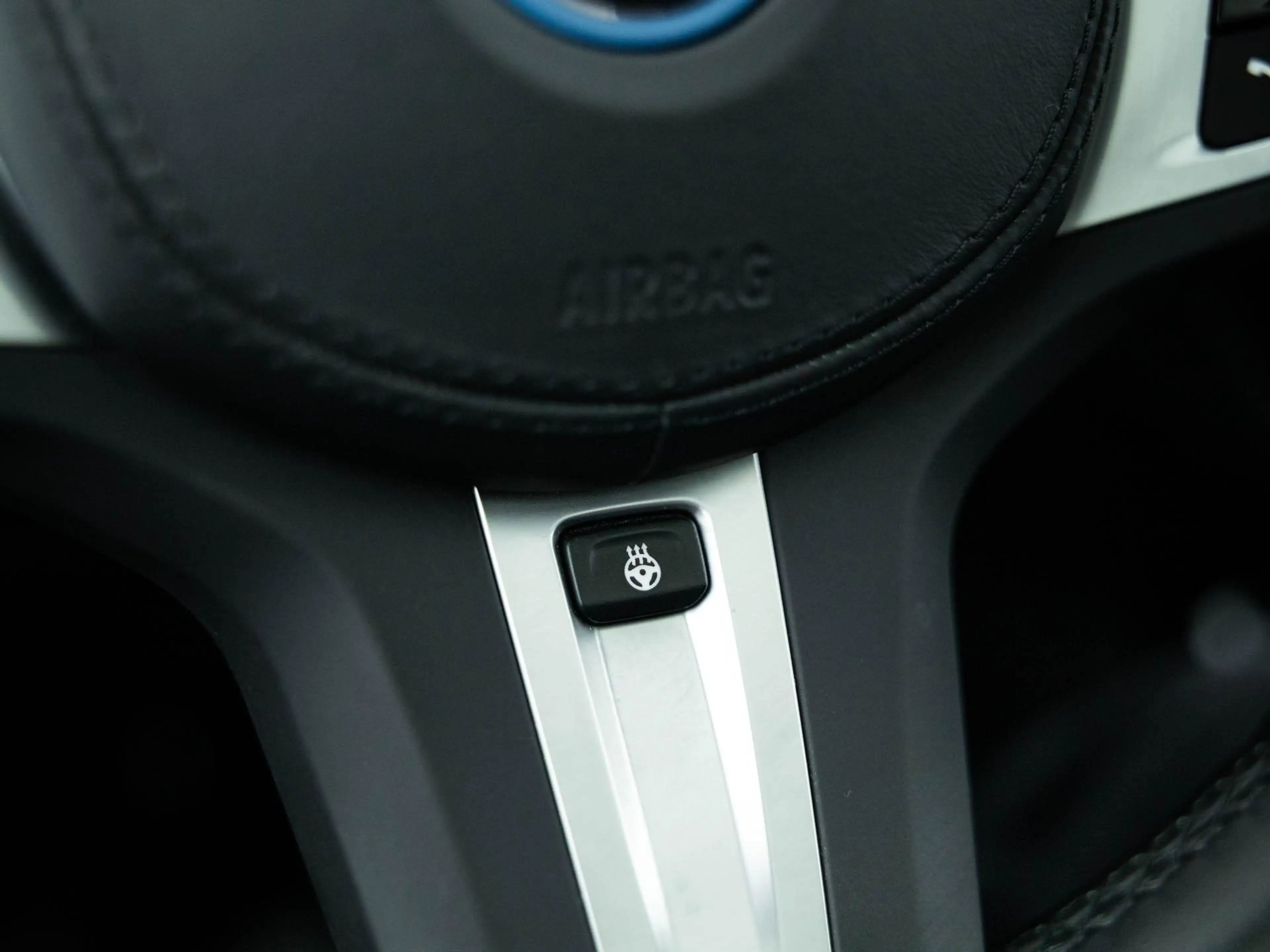 BMW iX3 High Executive 80 kWh | M-Sport | Trekhaak | Panor — photo 15