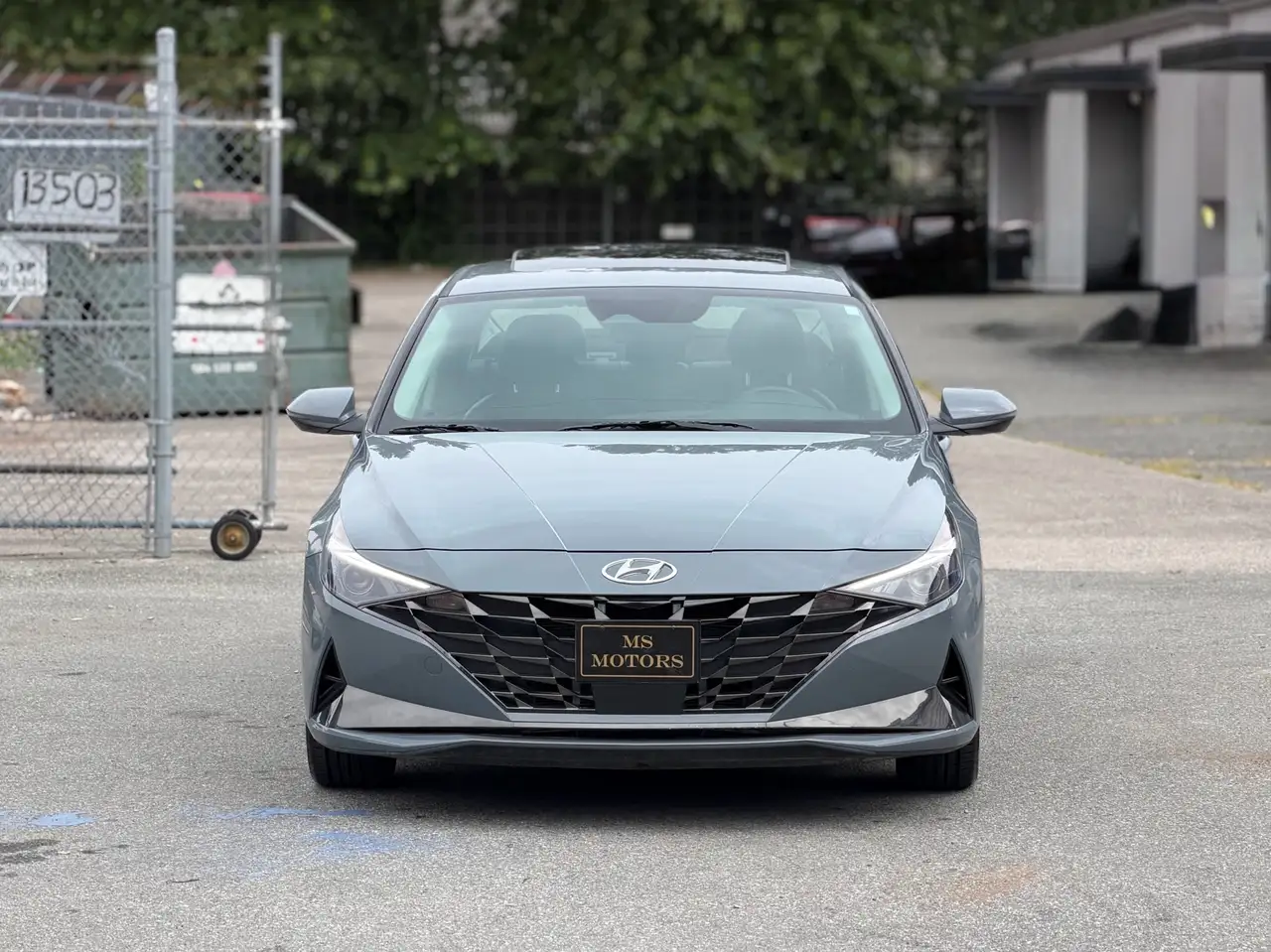 Hyundai ELANTRA снимка Hyundai ELANTRA