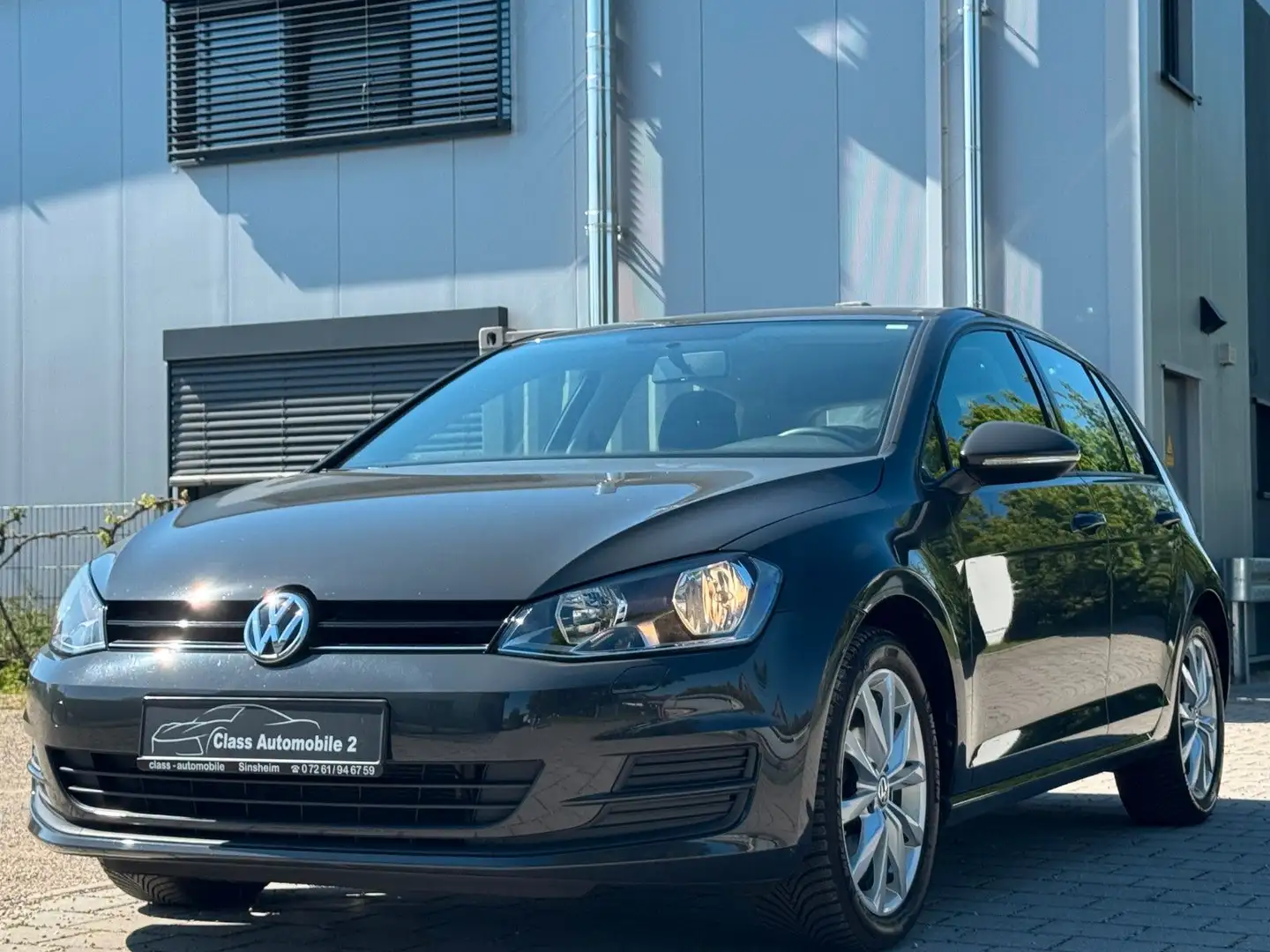 Volkswagen Golf VII Lim. Trendline BMT/SHZ/TEMPOMAT/KLIMA Grigio - 2