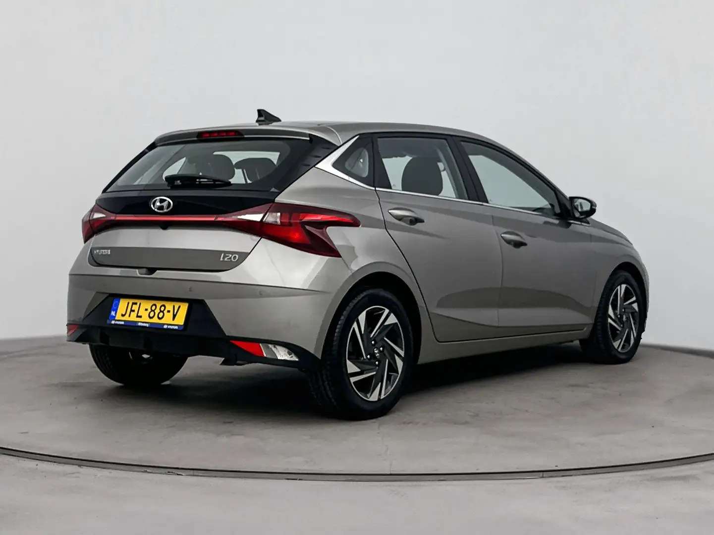 Hyundai i20 1.0 T-GDI COMFORT | CLIMA | CAMERA | PDC | CRUISE Gris - 2
