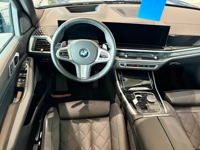 BMW X5 view 15