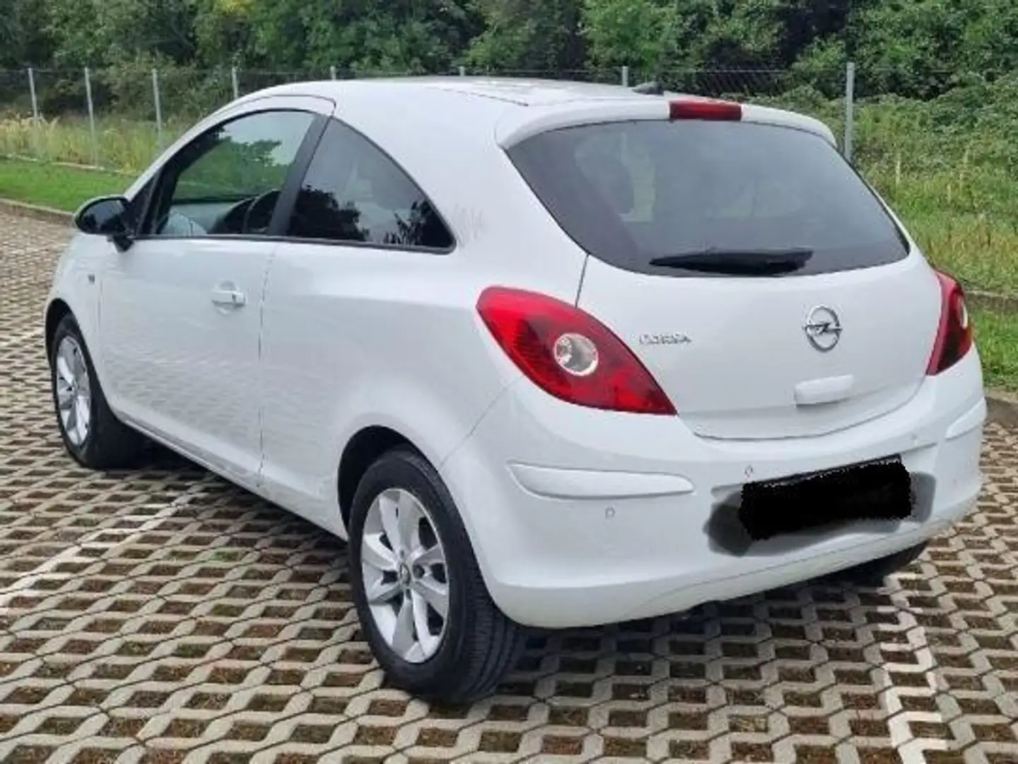 Opel Corsa 1.2 16V Cosmo Blanc - 2
