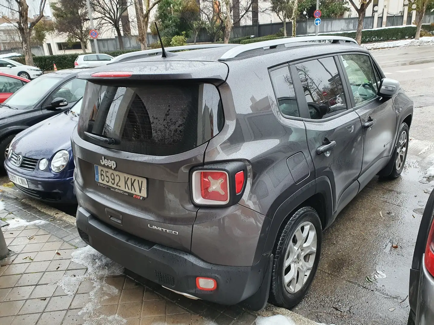 Jeep Renegade 1.4 Multiair Limited 4x2 DDCT 103kW Marrón - 2