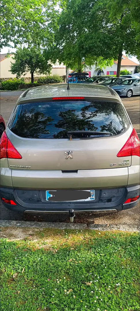 Peugeot 3008 3008 1.6 e-HDi 115ch FAP BMP6 BLUE LION Business - 2