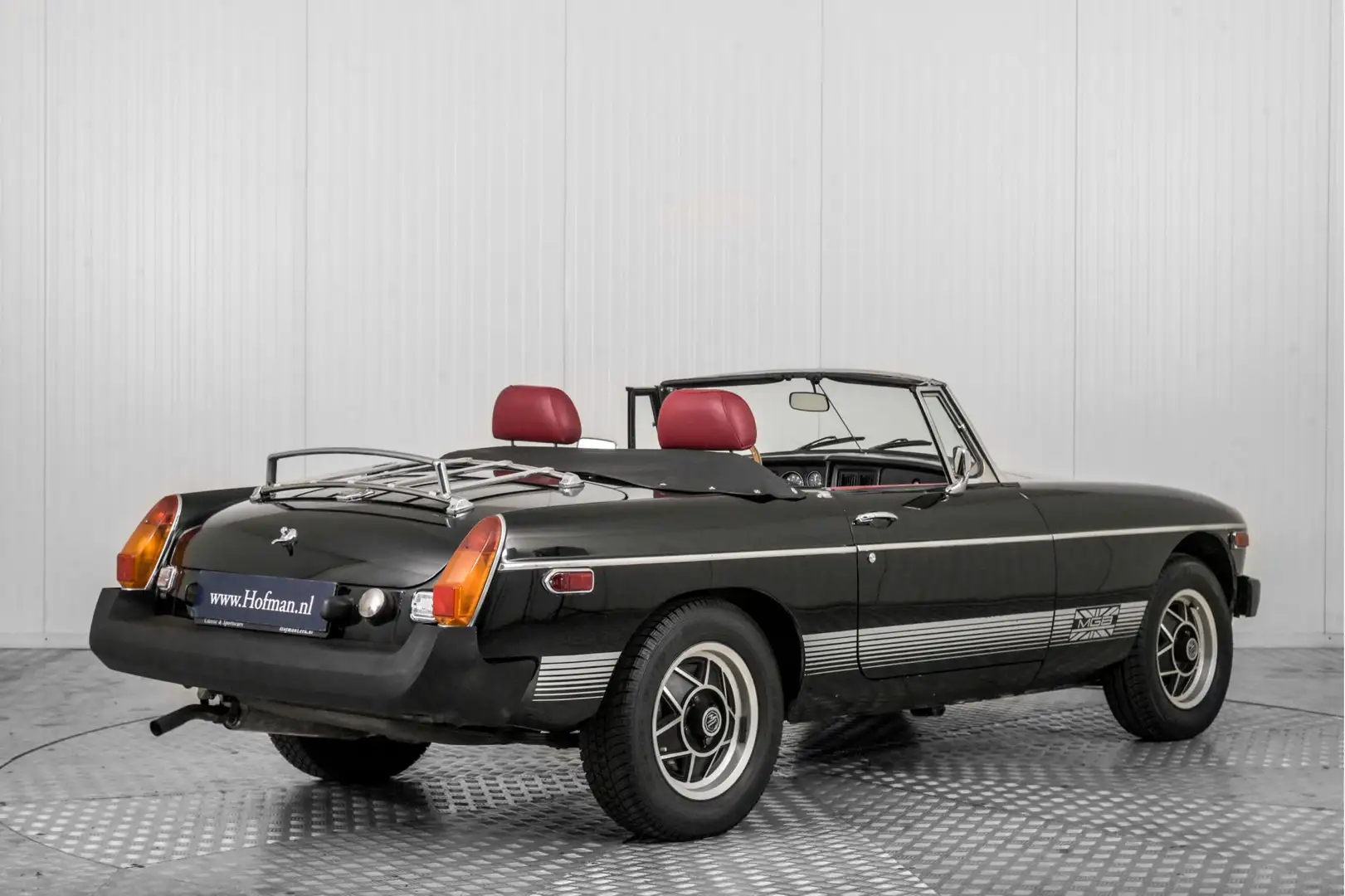 MG B type 1.8 Roadster Limited Edition Overdrive Schwarz - 2