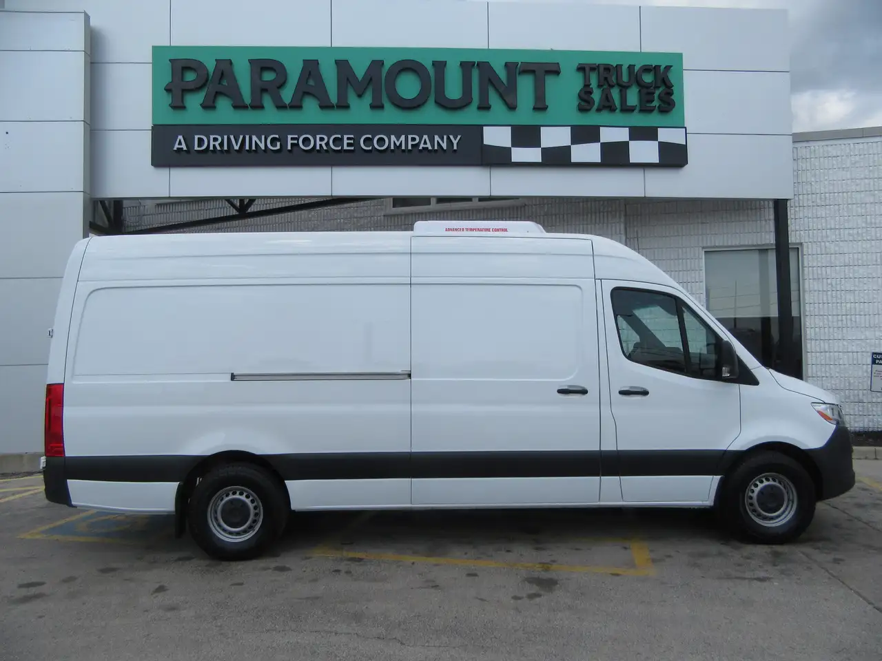 Mercedes-Benz Sprinter снимка Mercedes-Benz Sprinter
