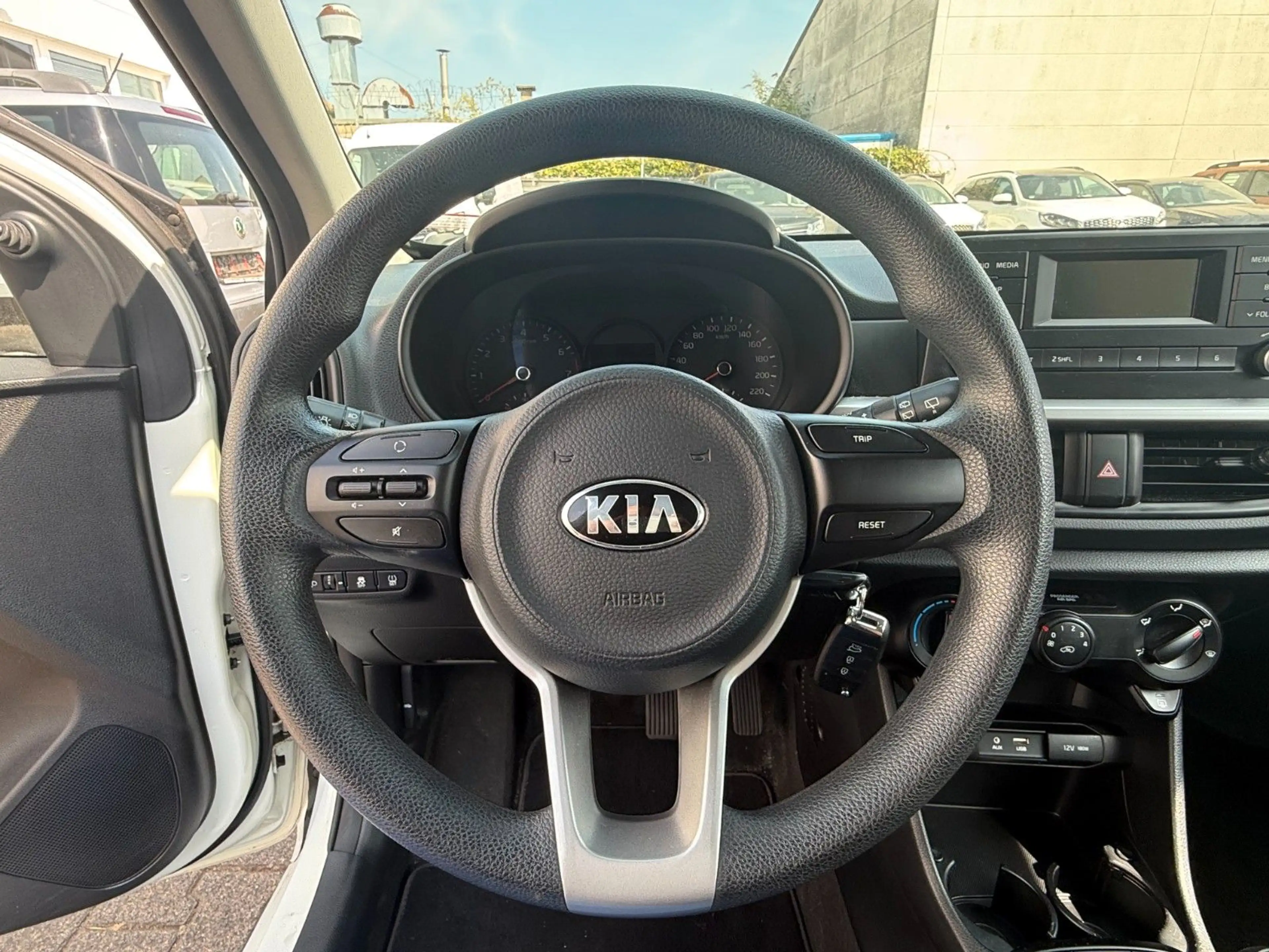 Kia Picanto Edition 7 KLIMAANLAGE/WENIG KM/1.HAND — photo 12