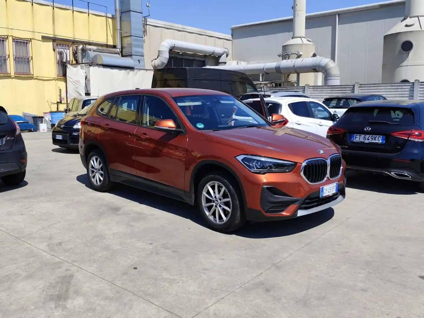 BMW X1 X1 F48 2019 sdrive18d Advantage Red - 1
