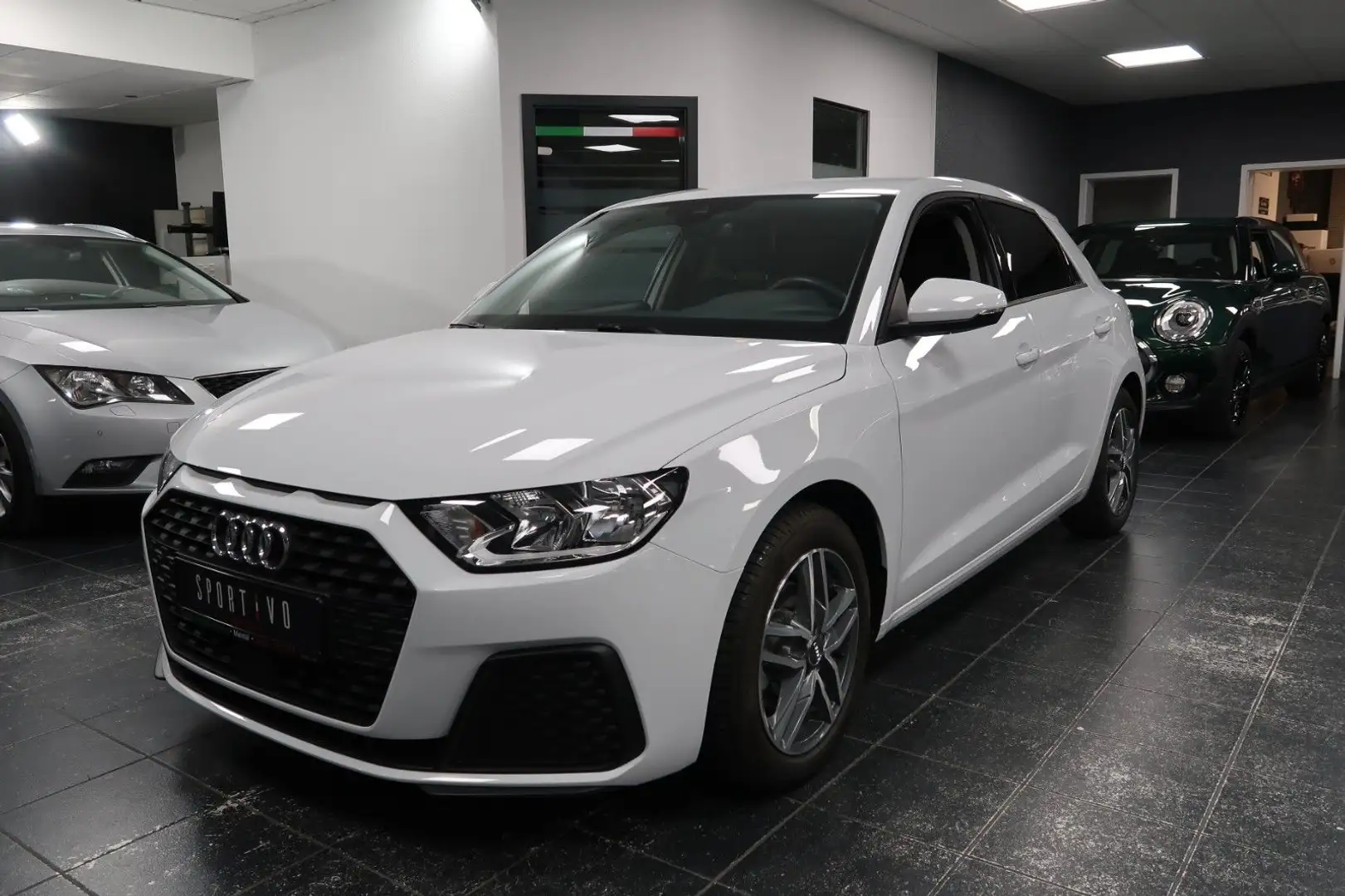 Audi A1 Sportback 30 TFSI basis-Virtual-Carplay-Tempo Weiß - 1