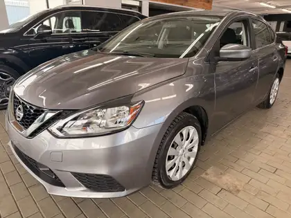 Gray 2018 Nissan Sentra SV FWD Sedan Front-Wheel Drive 6-Speed Manual
