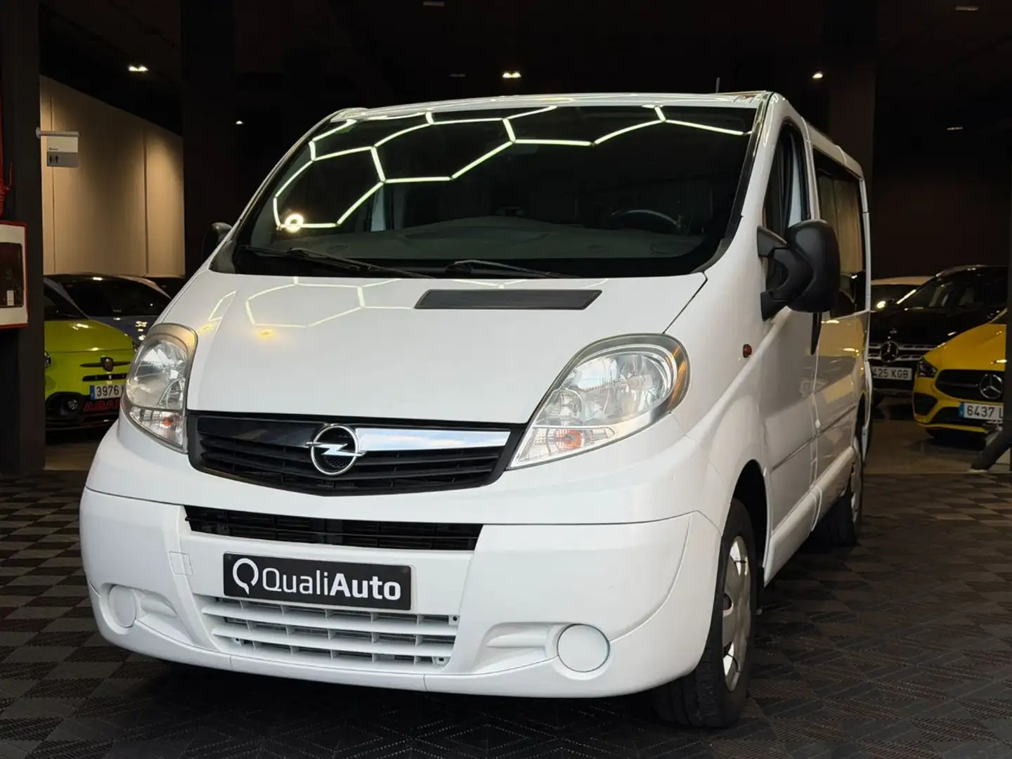 Opel Vivaro 2.0 CDTI 114 CV EU4 L2 H1 2.9t Blanco - 2